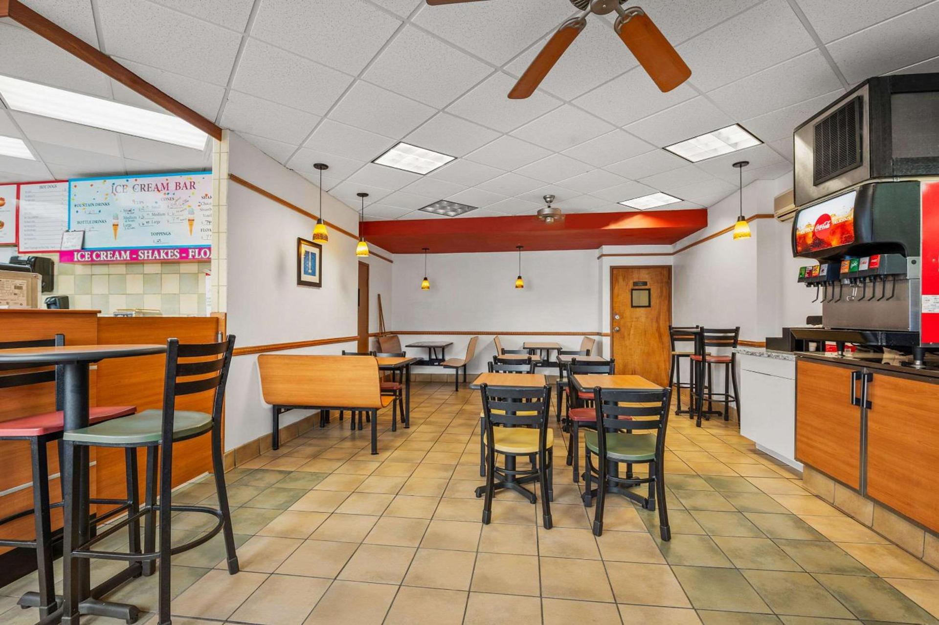 Comfort Inn Oceanside Deerfield Beach photo 30