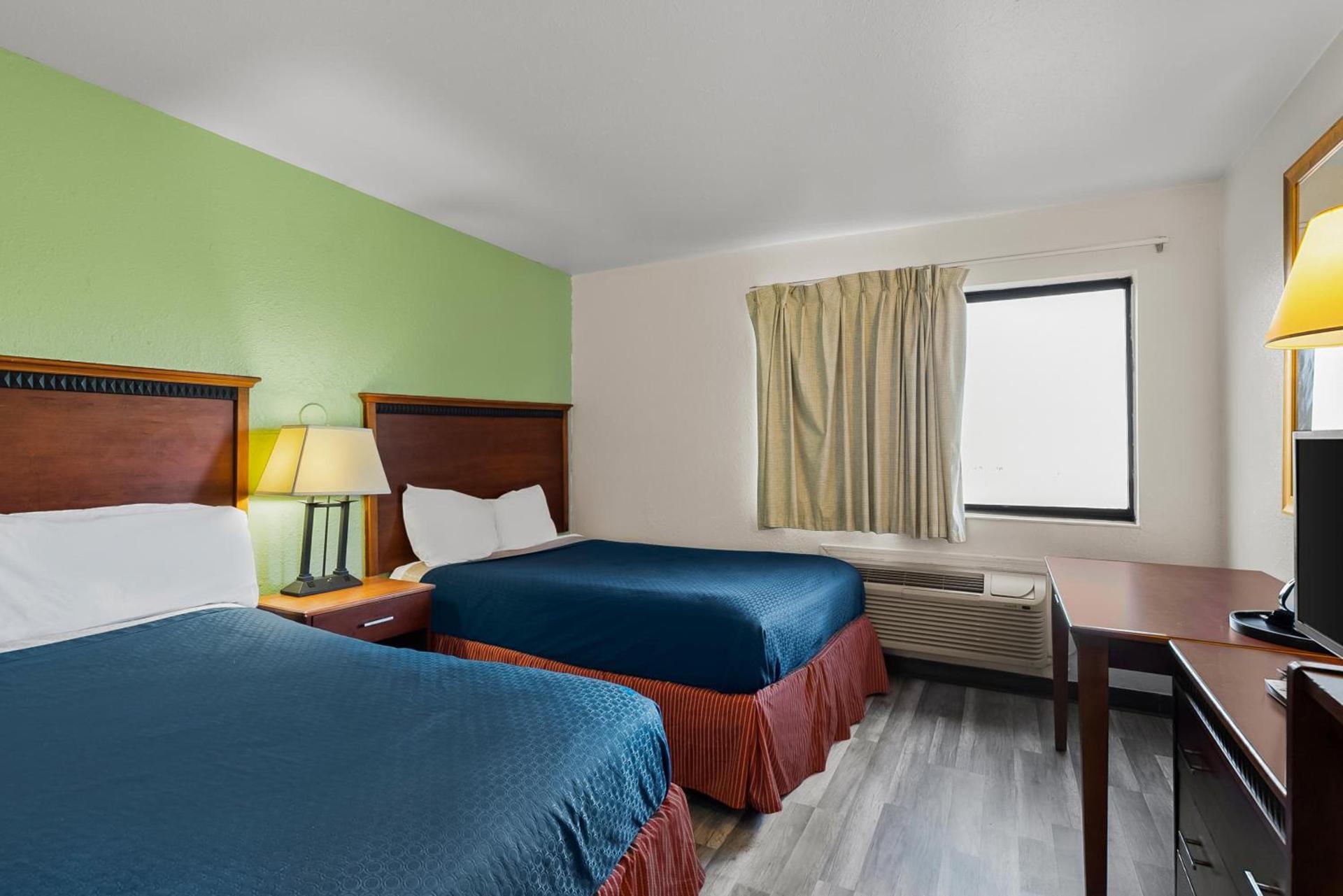 Americas Best Value Inn - Lincoln Airport photo 4