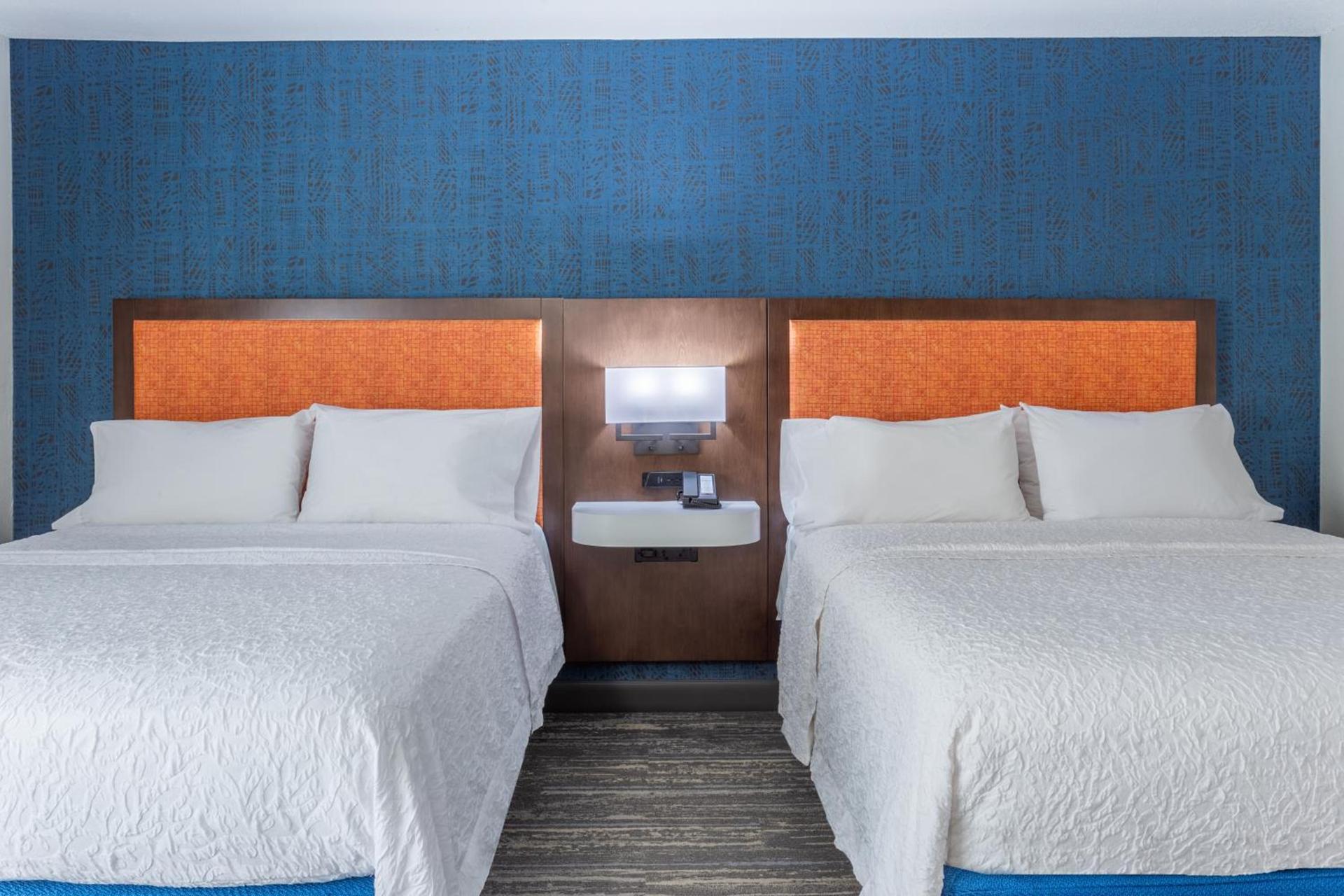 Hampton Inn Sioux Falls photo 42