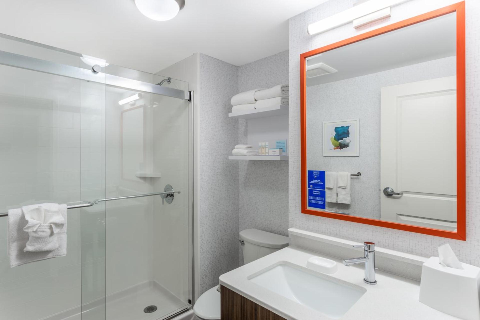 Hampton Inn Sioux Falls photo 44
