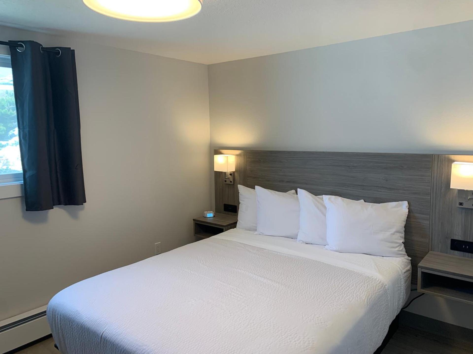 West Beach Suites photo 48