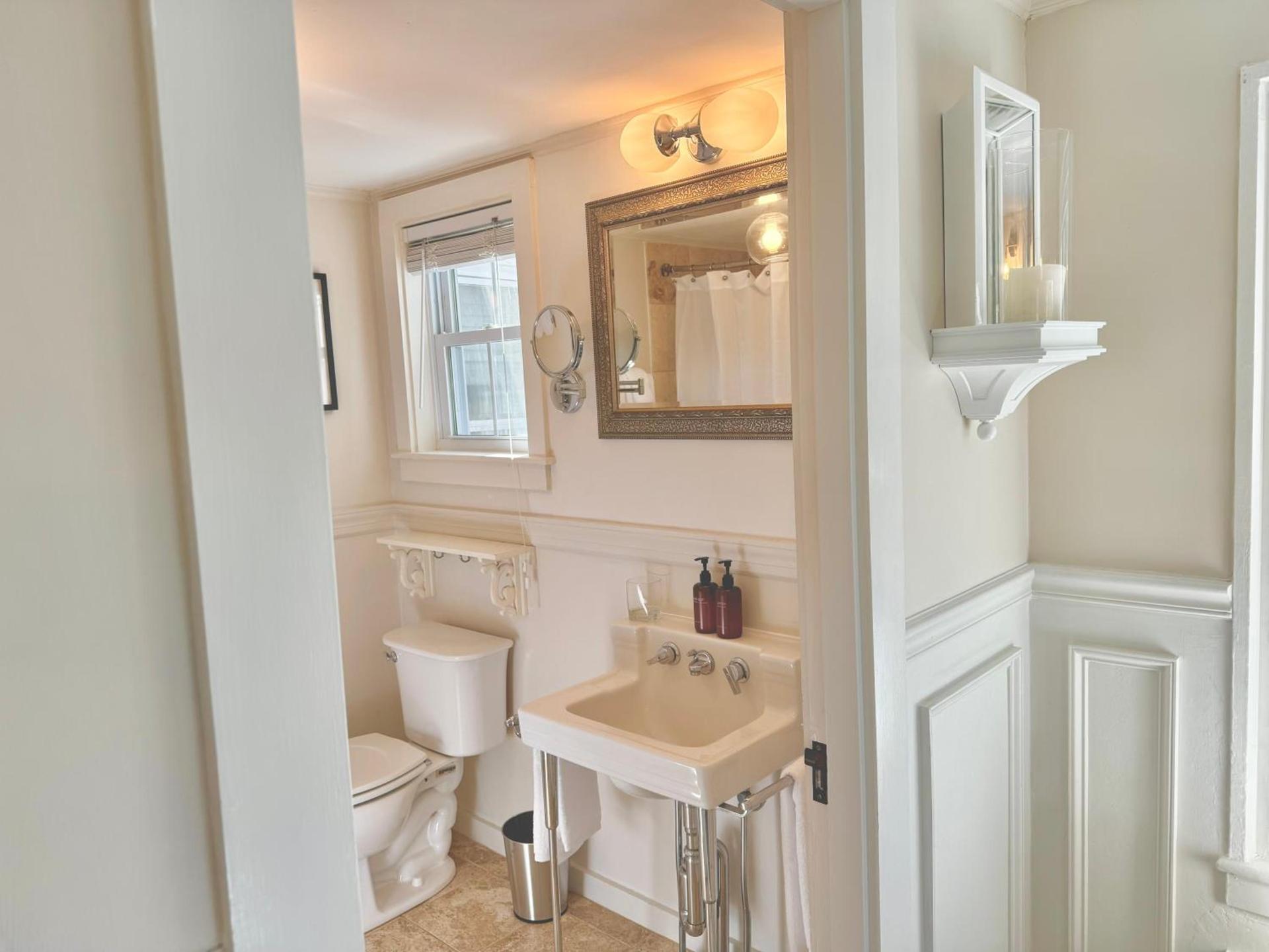 Hideaway Inn Maine photo 24