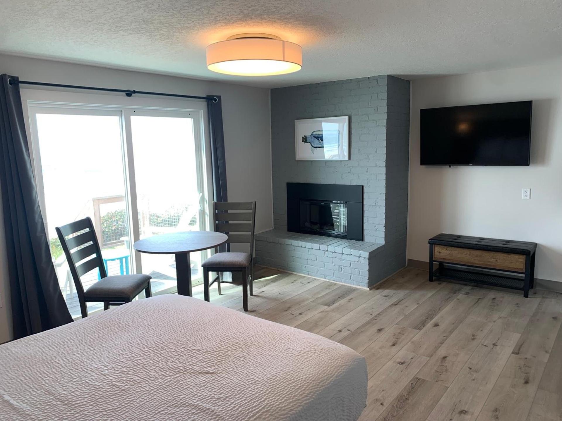 West Beach Suites photo 57