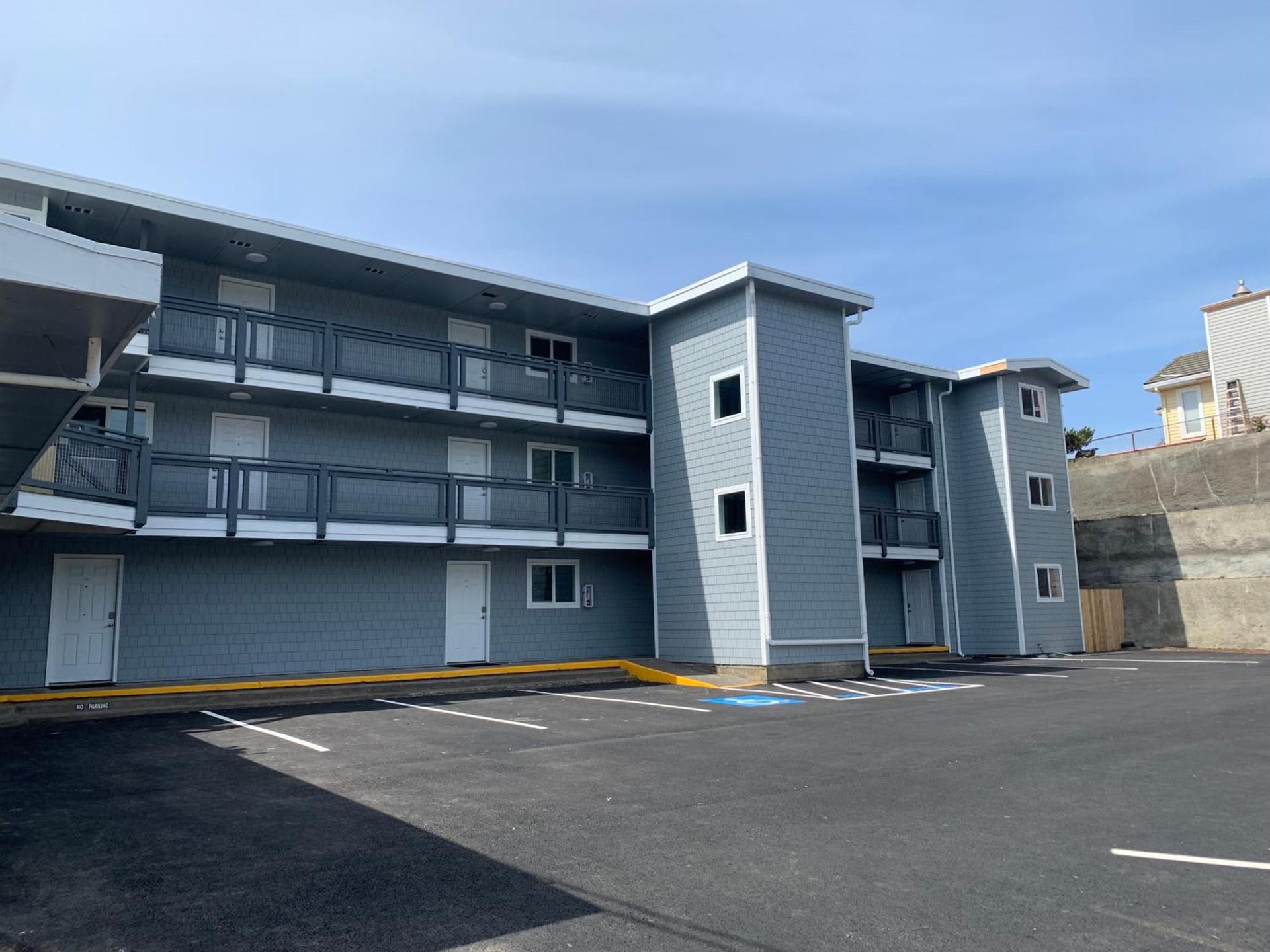 West Beach Suites photo 4