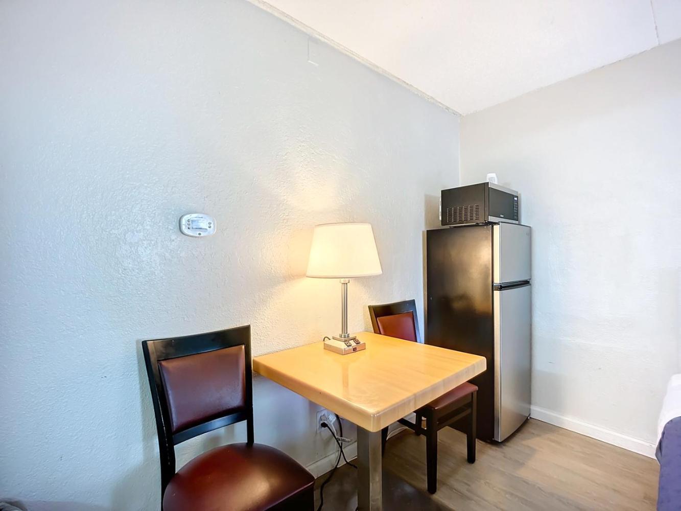 SoHo Inn and Suites Jacksonville North photo 16