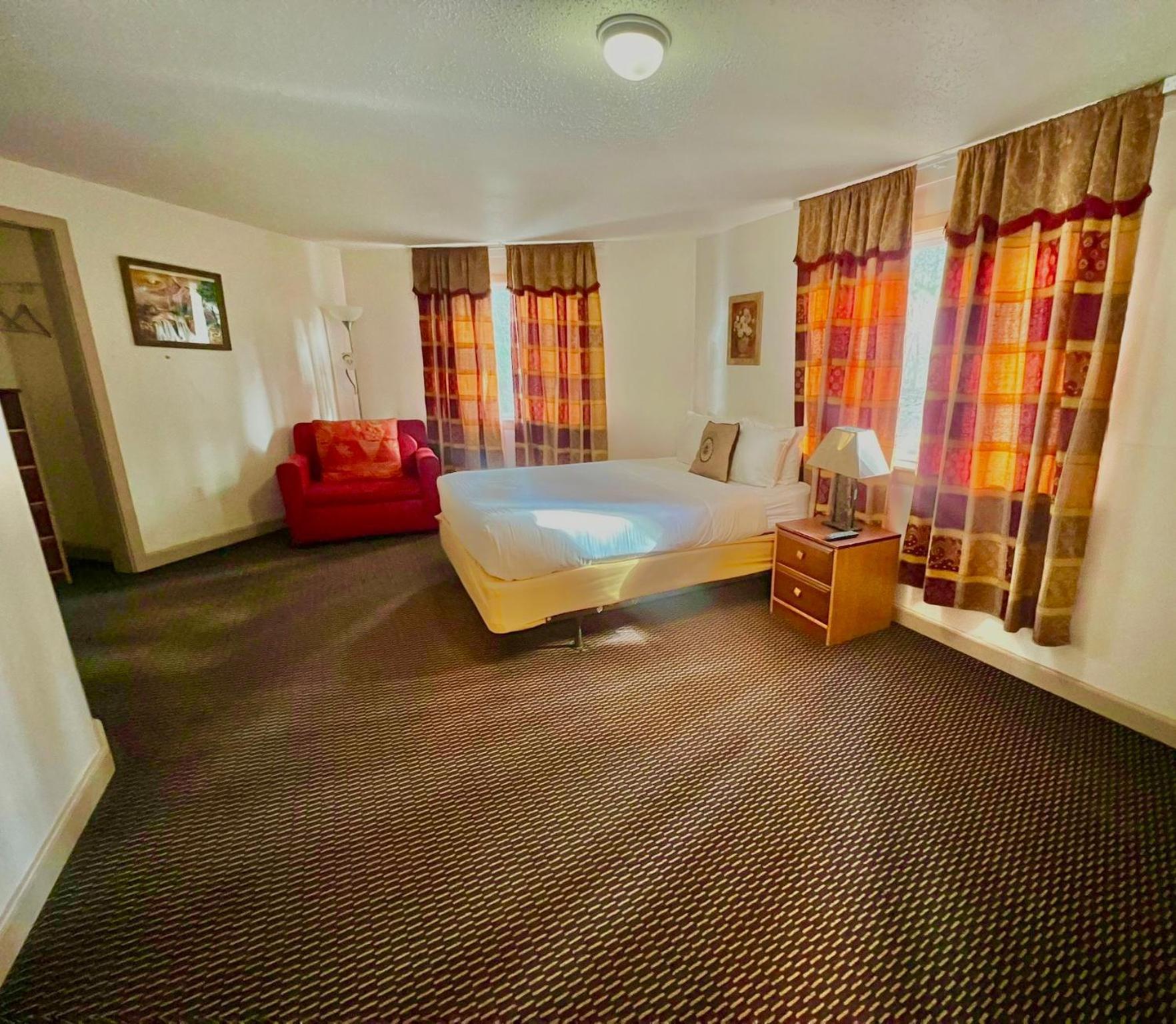 Saco River Motor Lodge & Suites photo 15