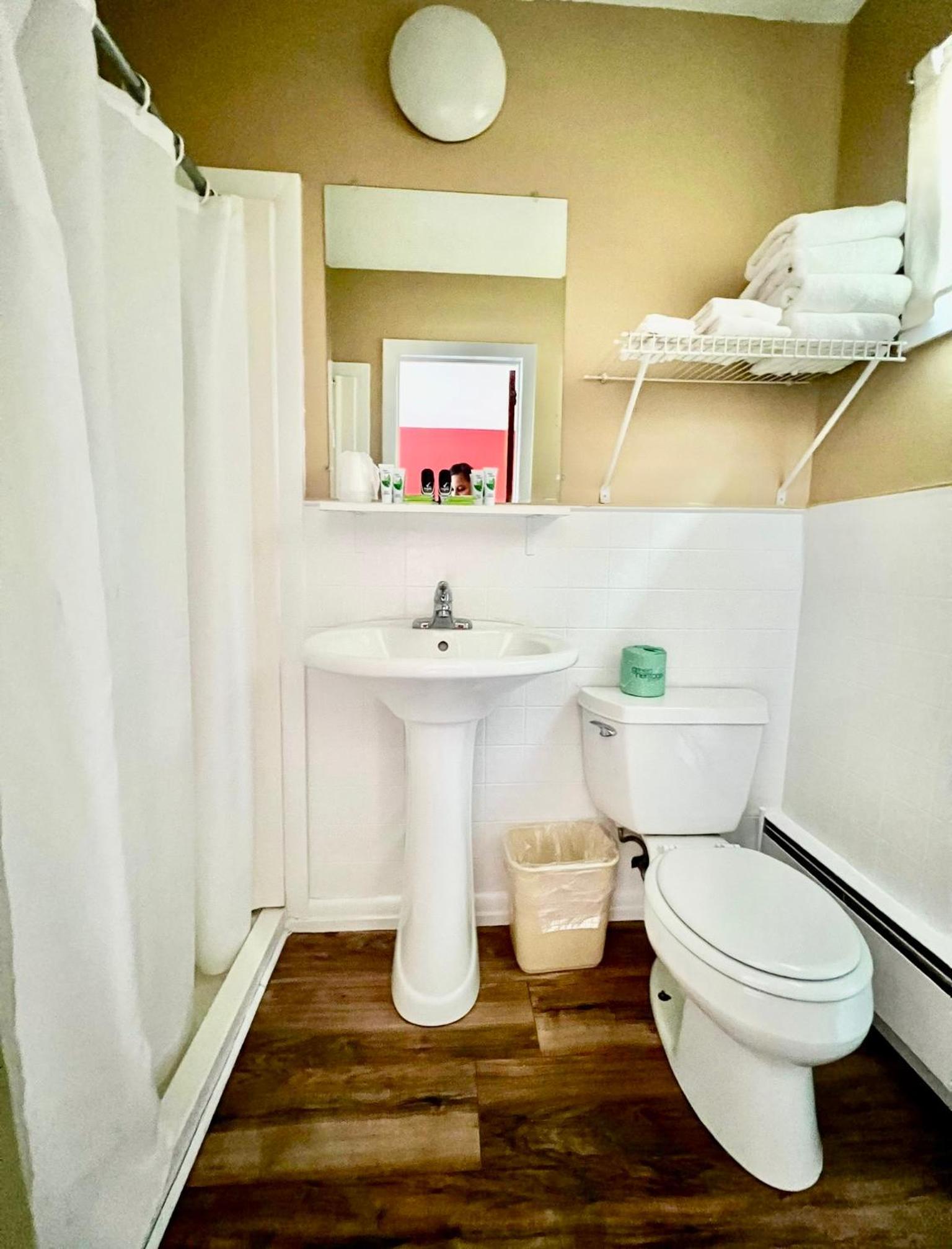 Saco River Motor Lodge & Suites photo 26