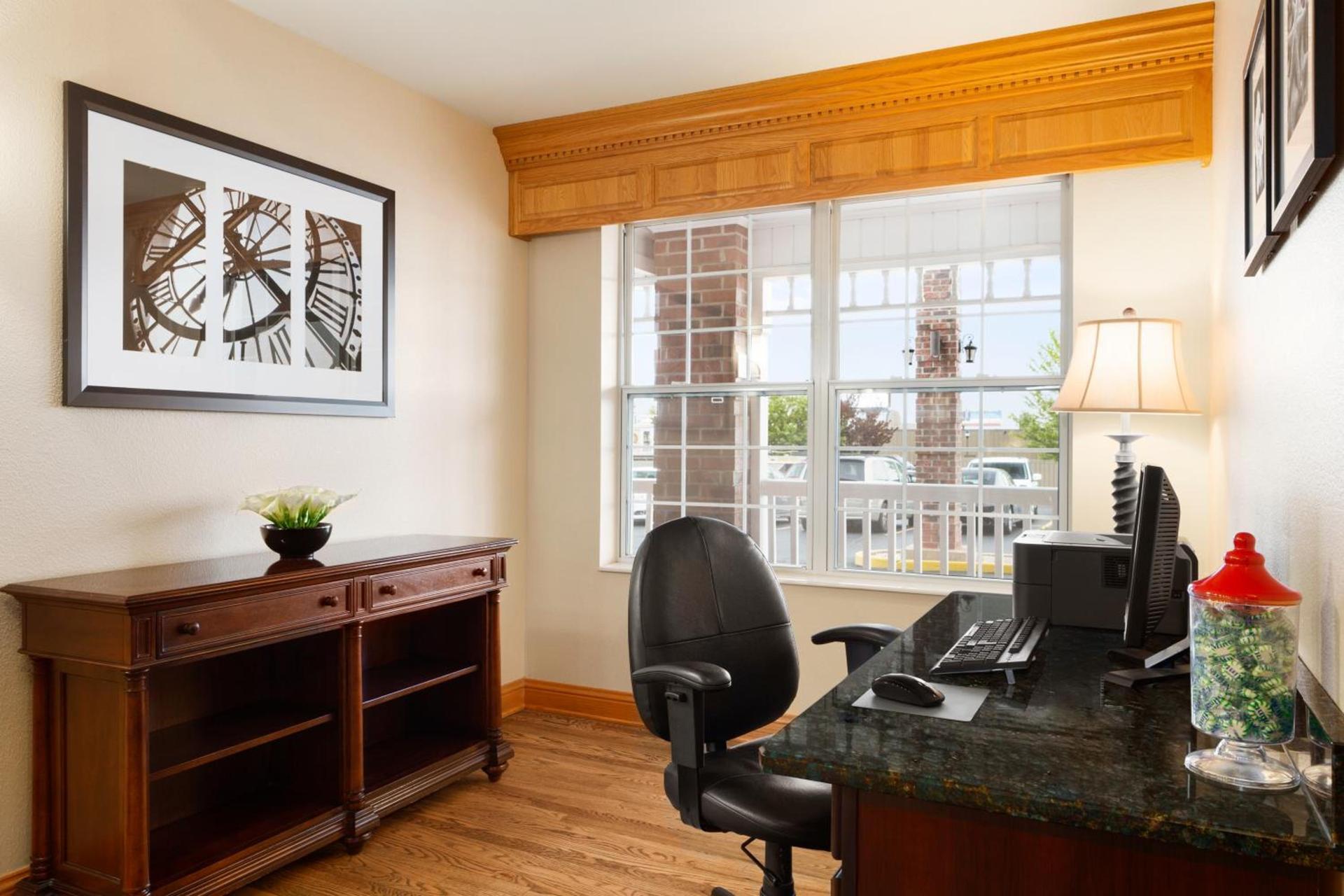 Country Inn & Suites by Radisson Kenosha - Pleasant Prairie photo 44
