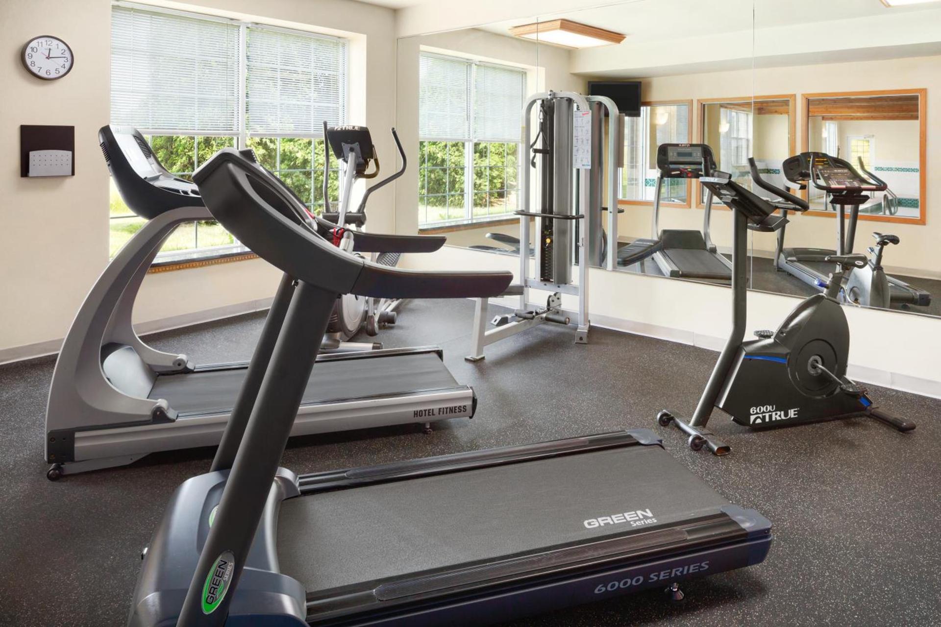 Country Inn & Suites by Radisson Kenosha - Pleasant Prairie photo 37