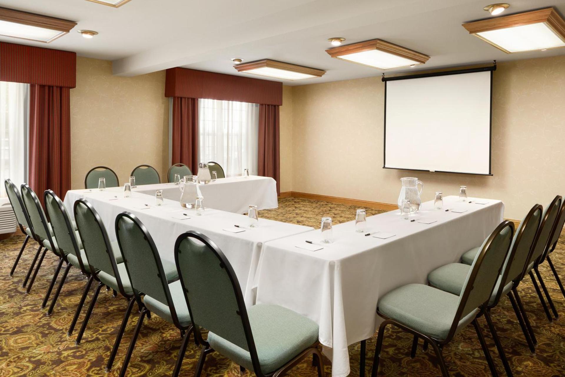 Country Inn & Suites by Radisson Kenosha - Pleasant Prairie photo 39