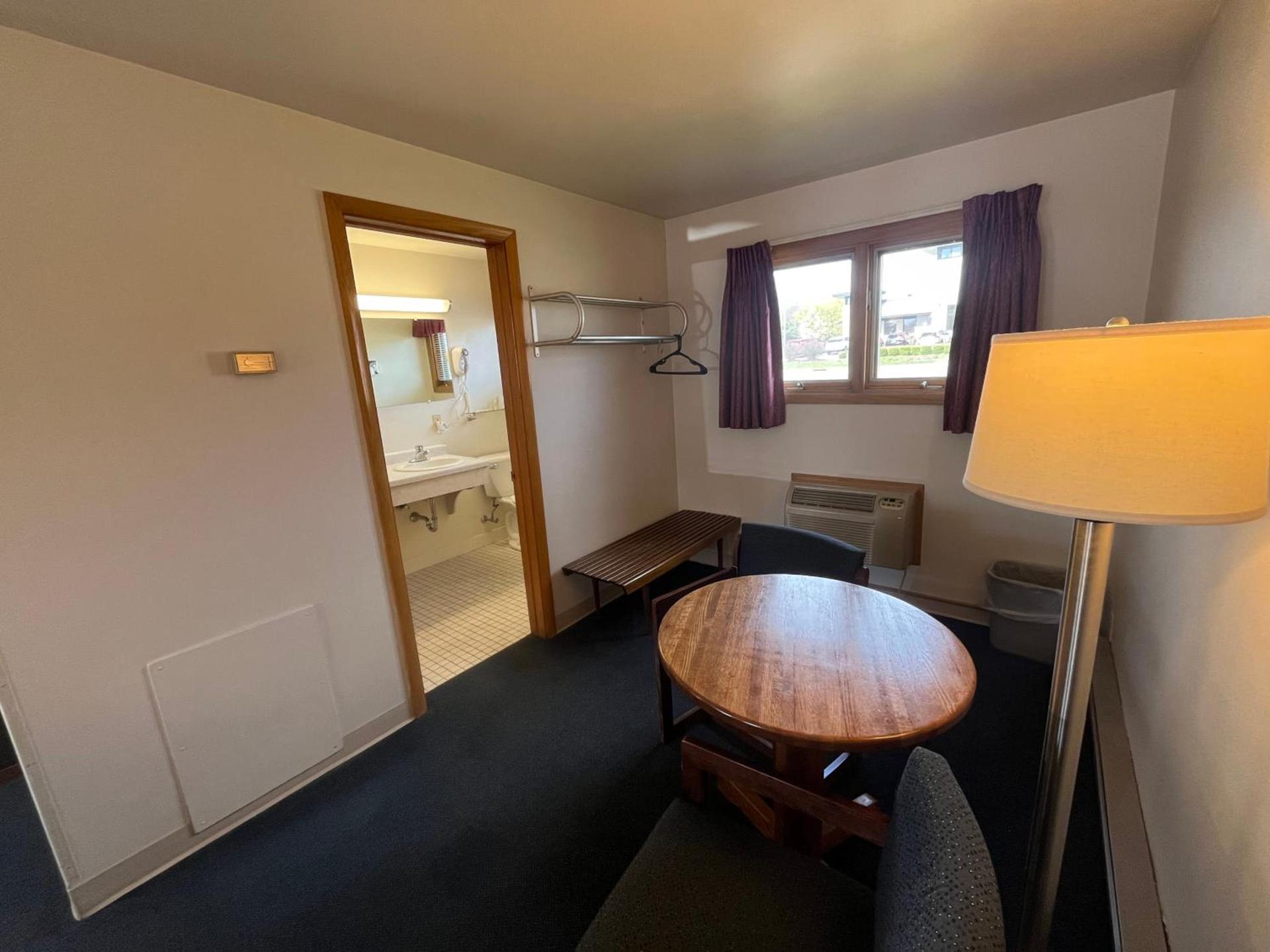 Bay Motel photo 31