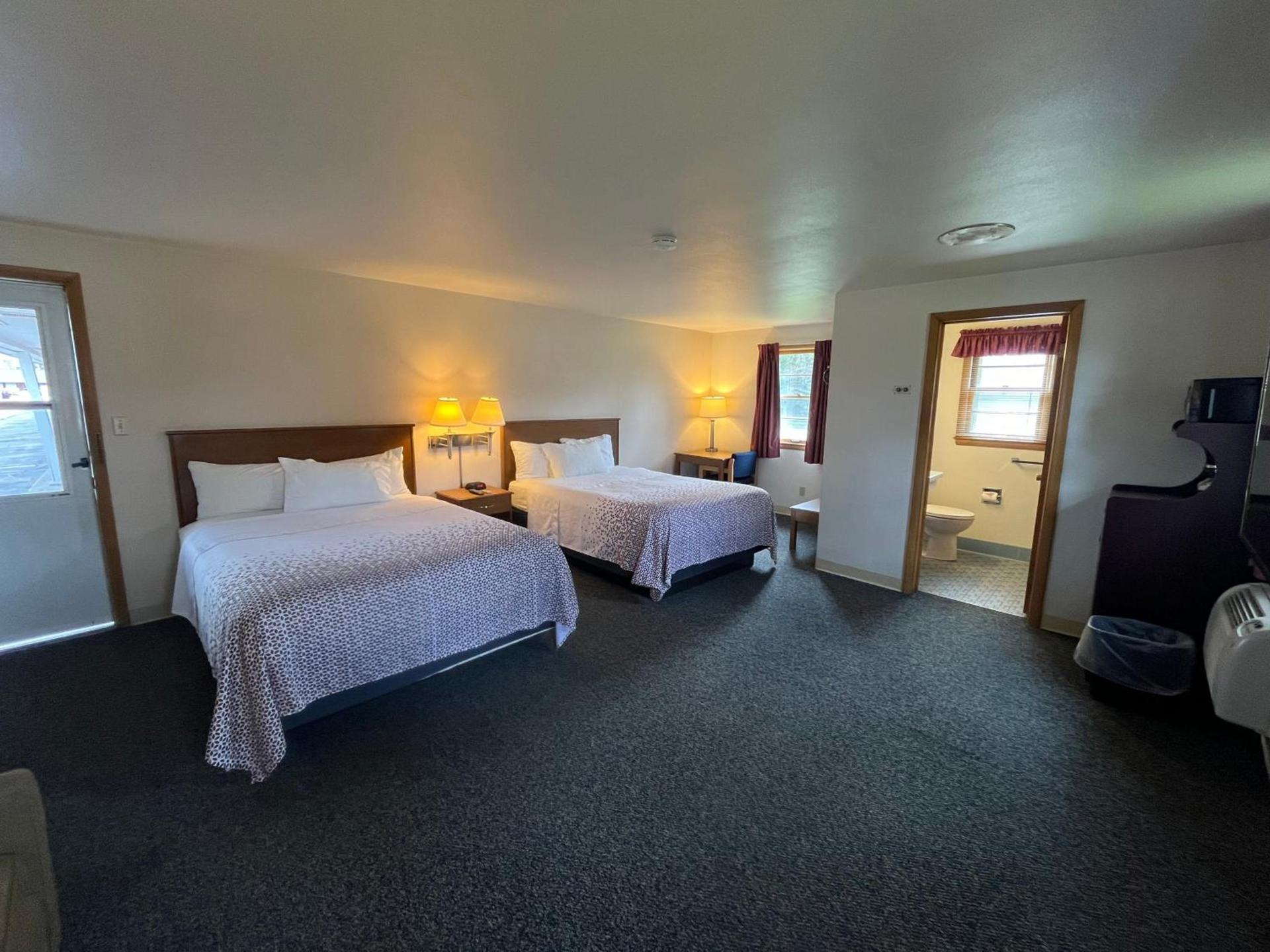 Bay Motel photo 38