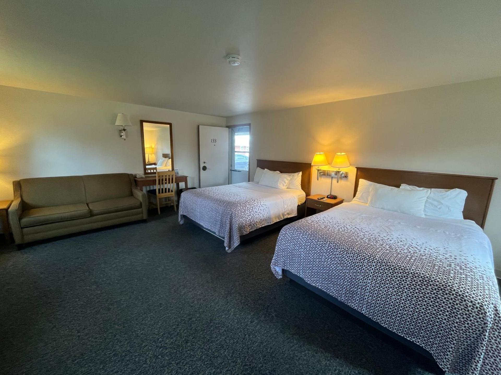 Bay Motel photo 39