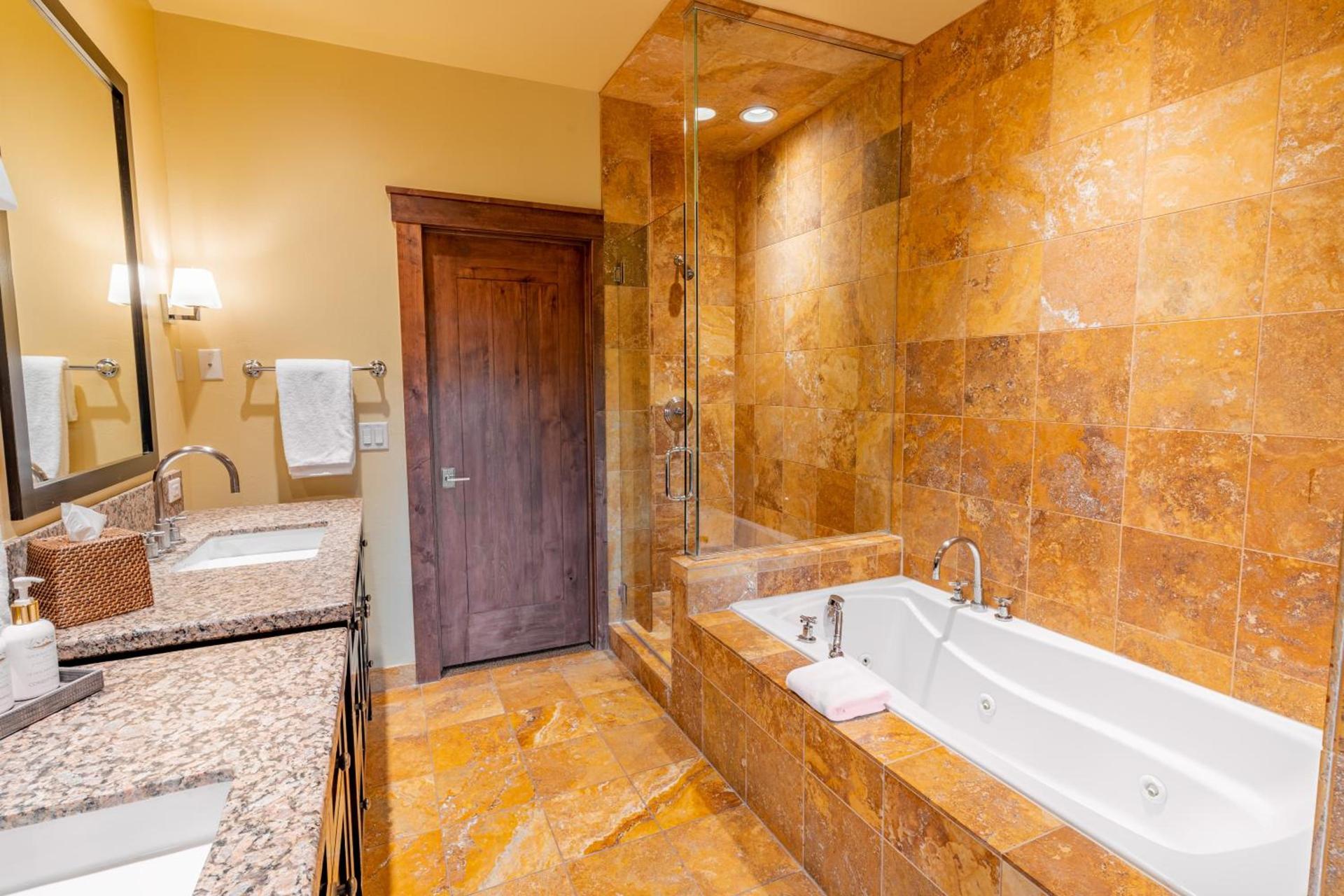 Snow King Resort Luxury Condominiums photo 25