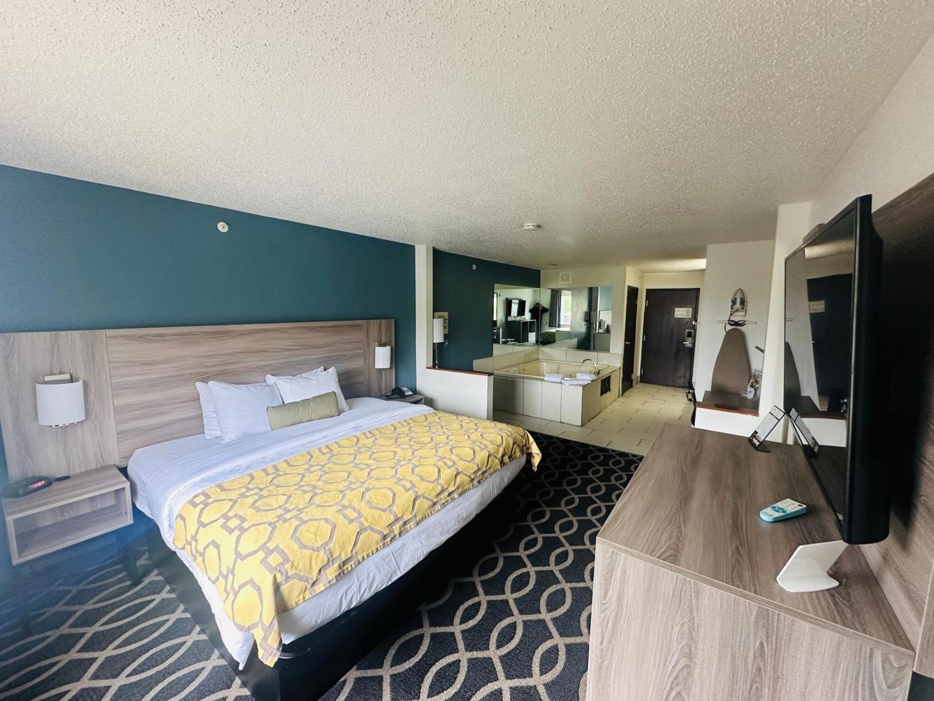 Baymont by Wyndham Piqua photo 16