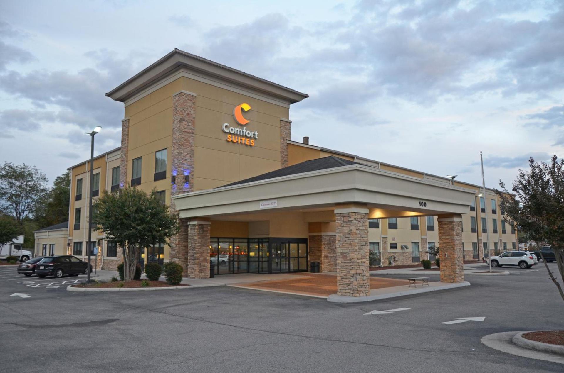 Comfort Suites Salem-Roanoke I-81 — hotel in Salem