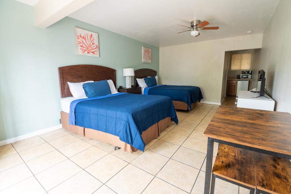 Ocean Villa Inn photo 56