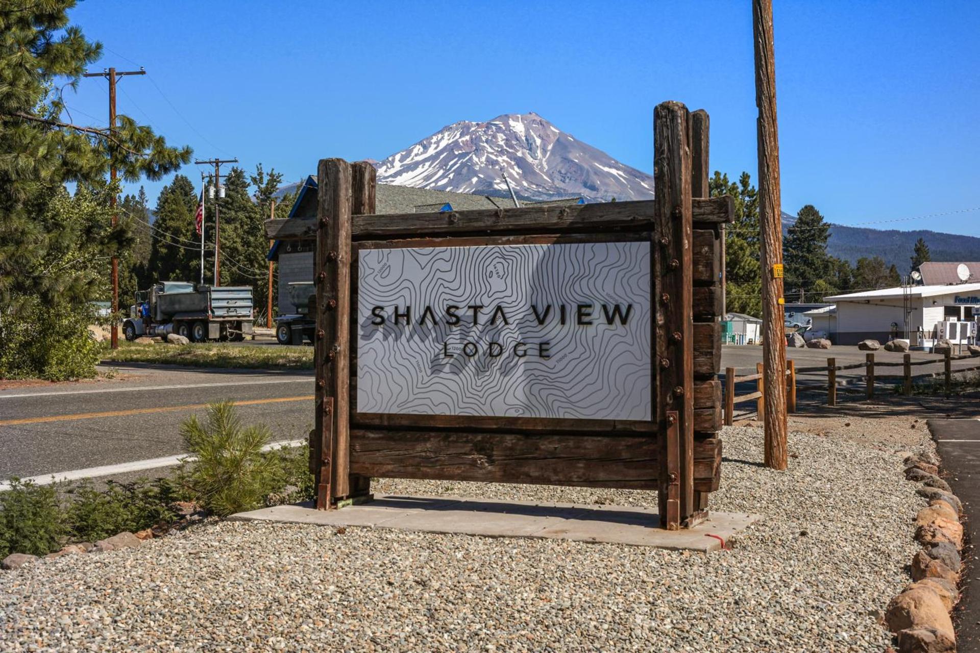 Shasta View Lodge photo 7