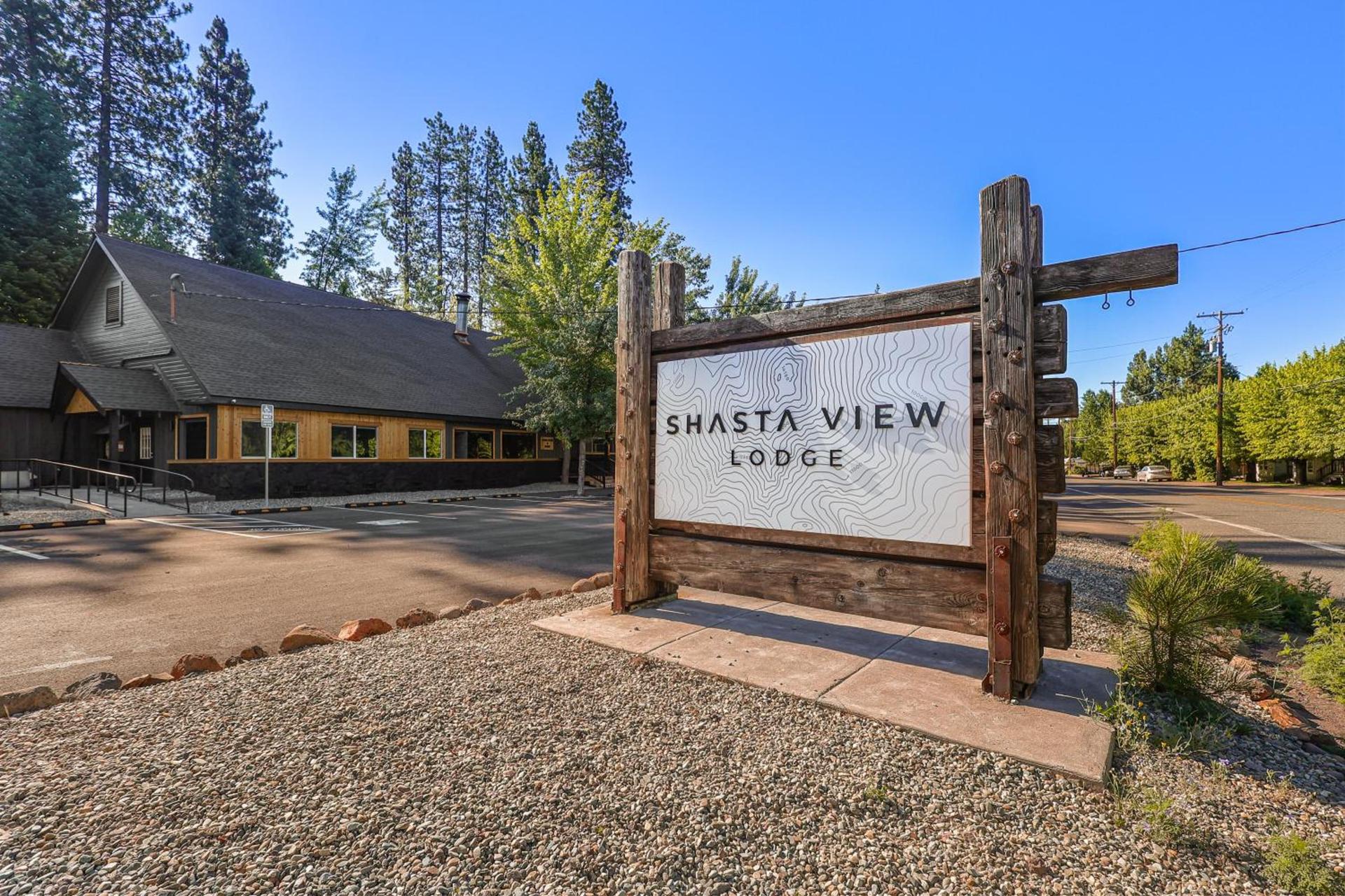 Shasta View Lodge photo 69