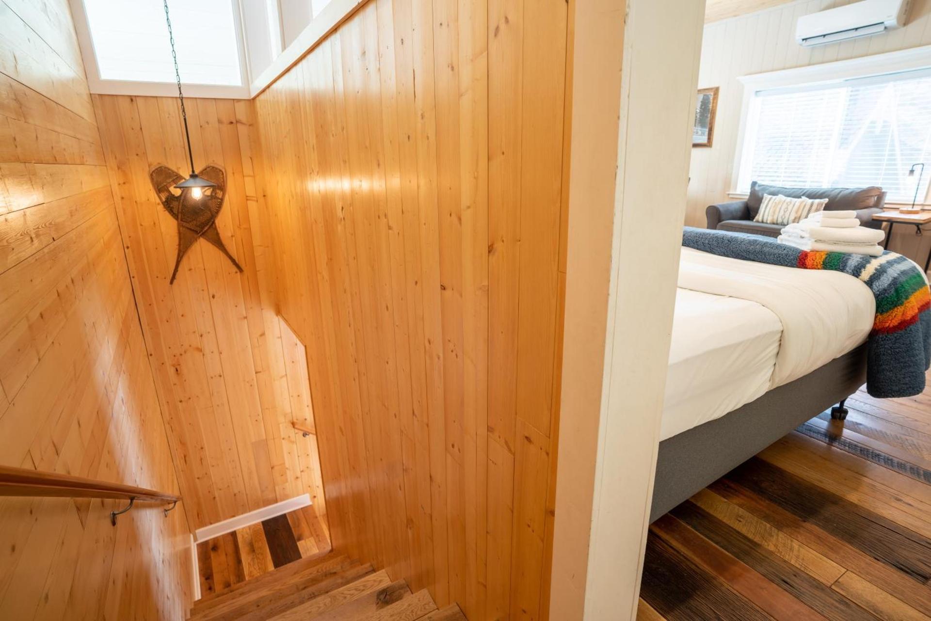Shasta View Lodge photo 38