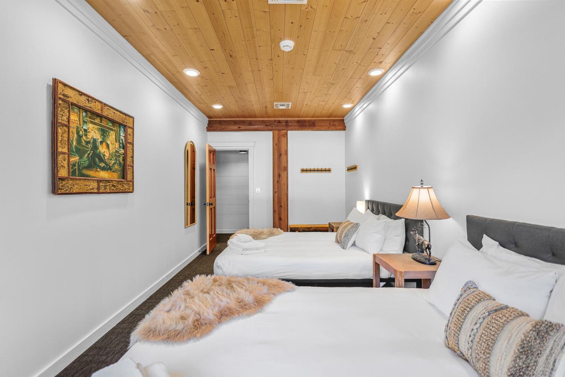 Shasta View Lodge photo 50