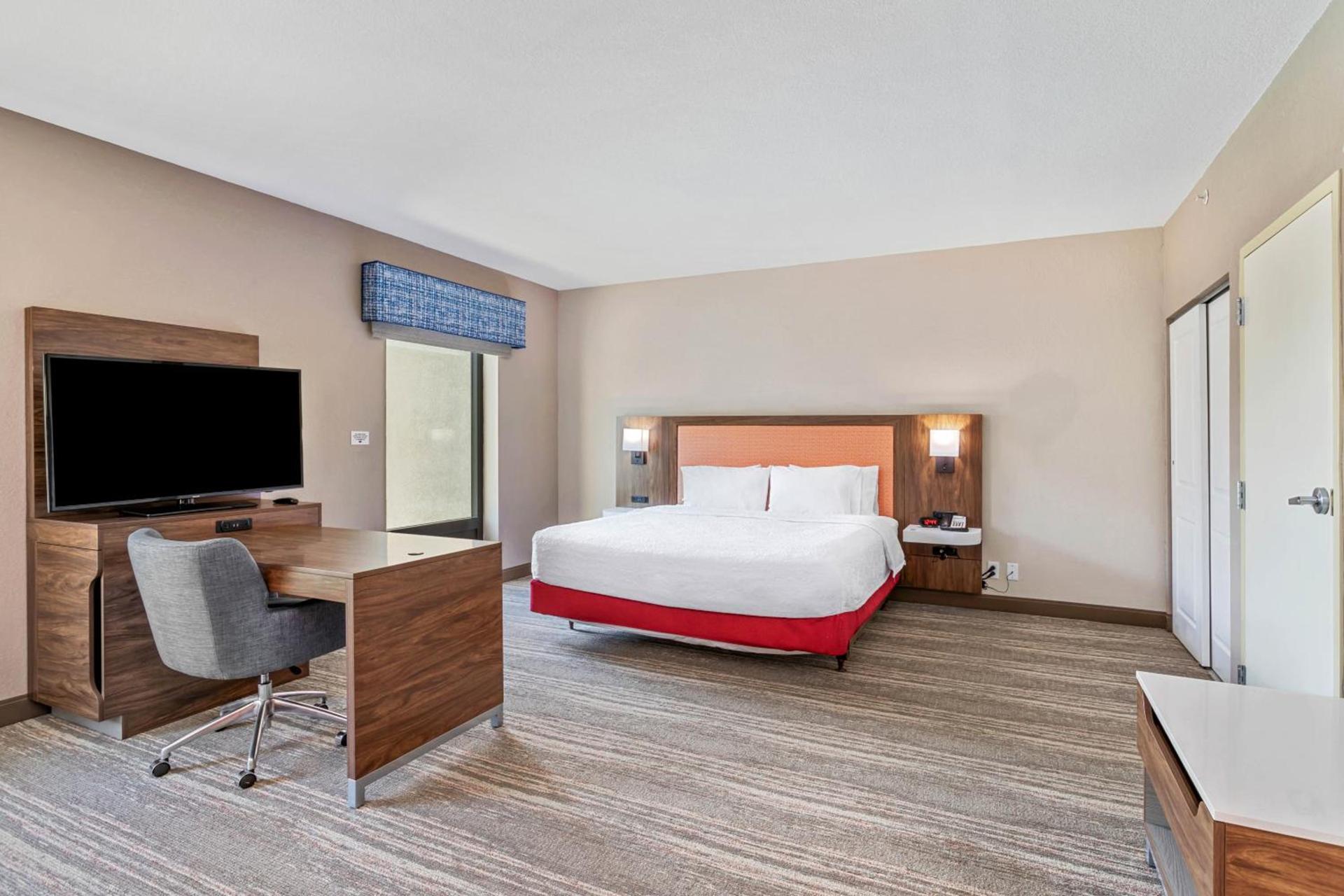 Hampton Inn & Suites Orlando-Apopka photo 5