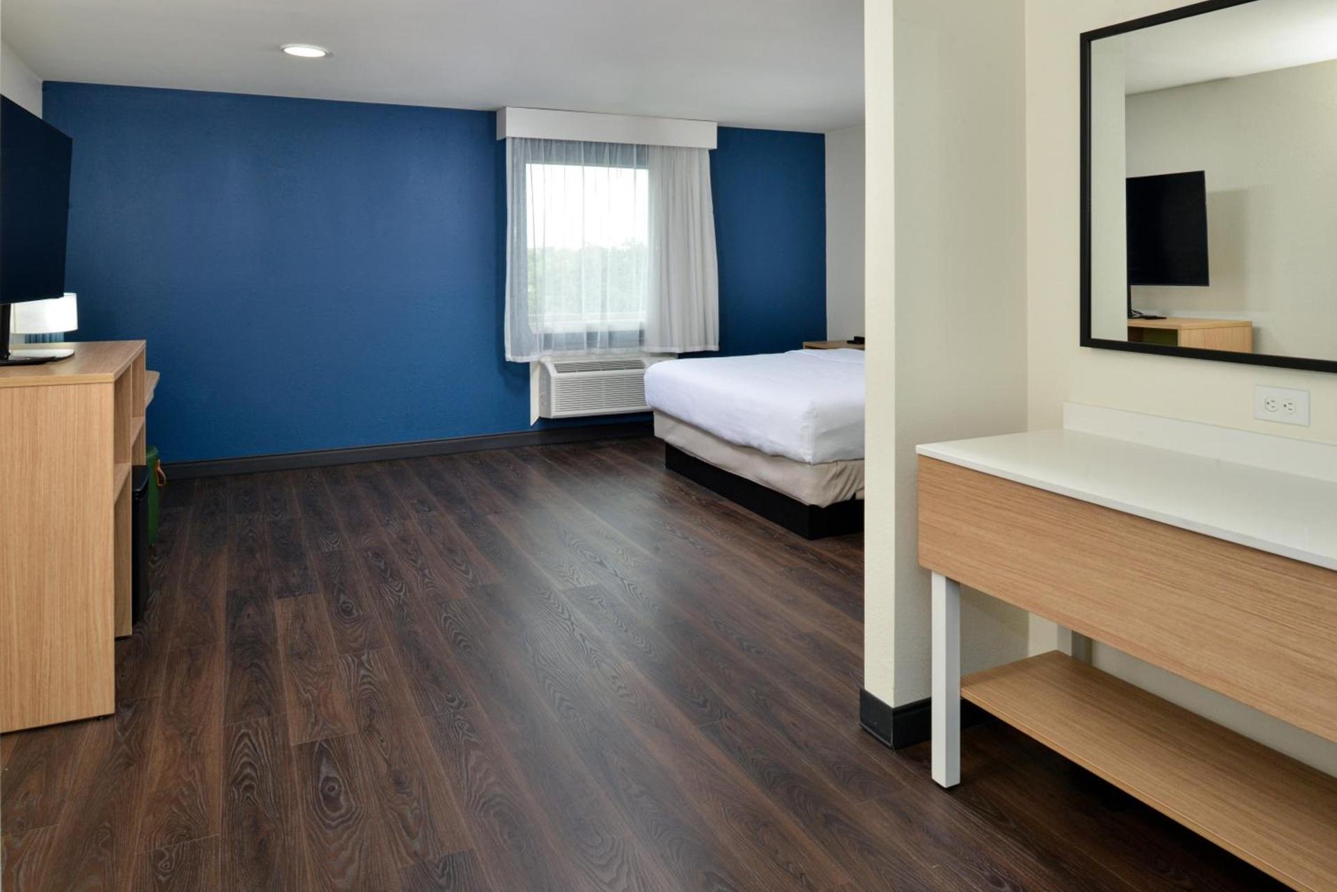 Spark By Hilton Dallas Medical District Love Field photo 16