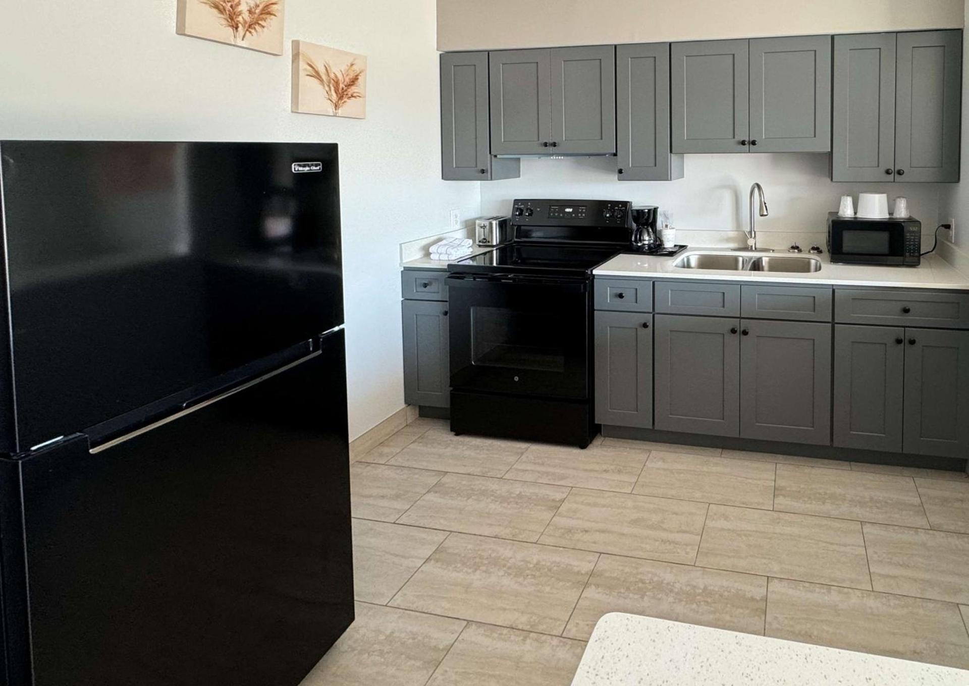 Studio 6-Englewood, FL photo 7