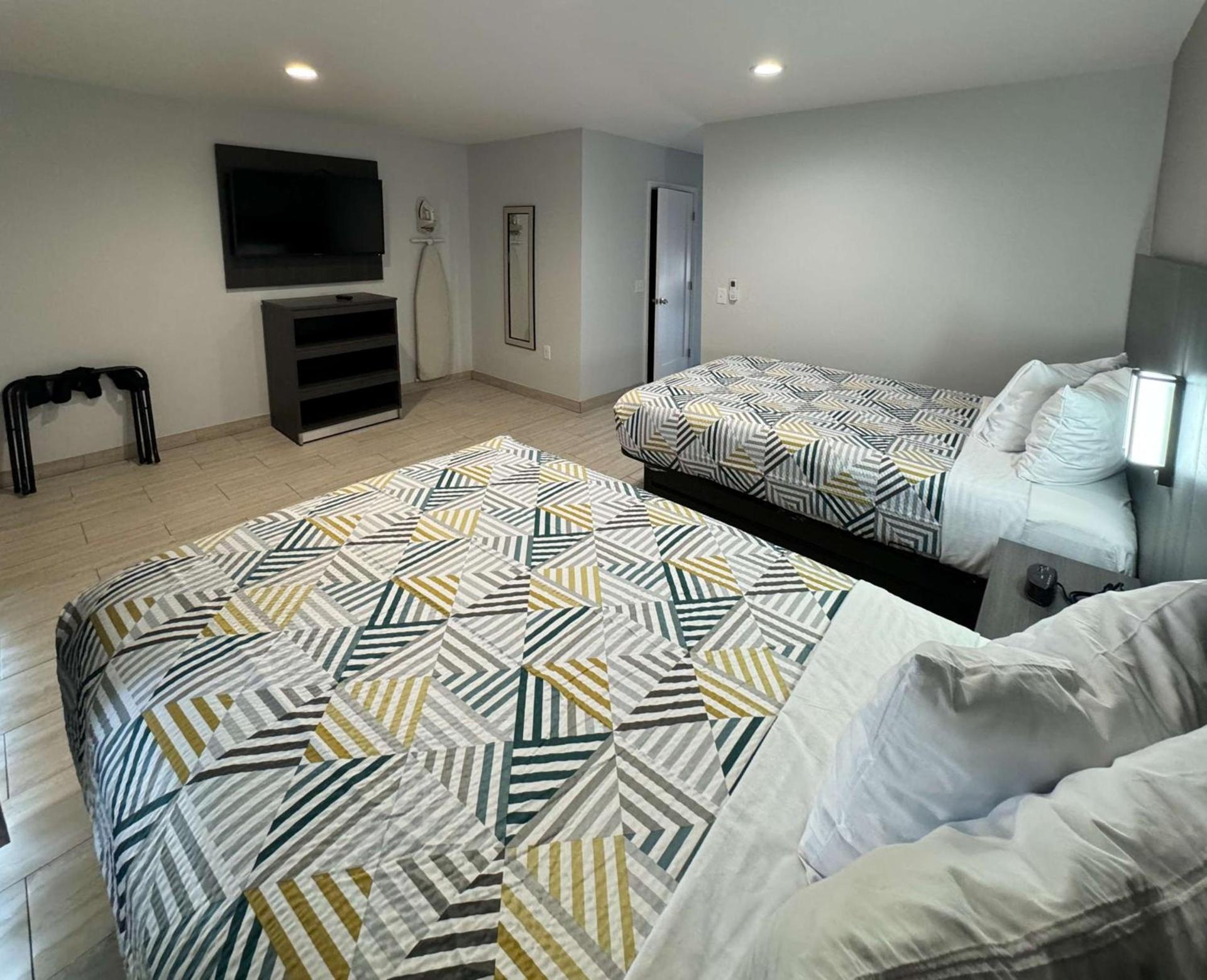 Studio 6-Englewood, FL photo 14