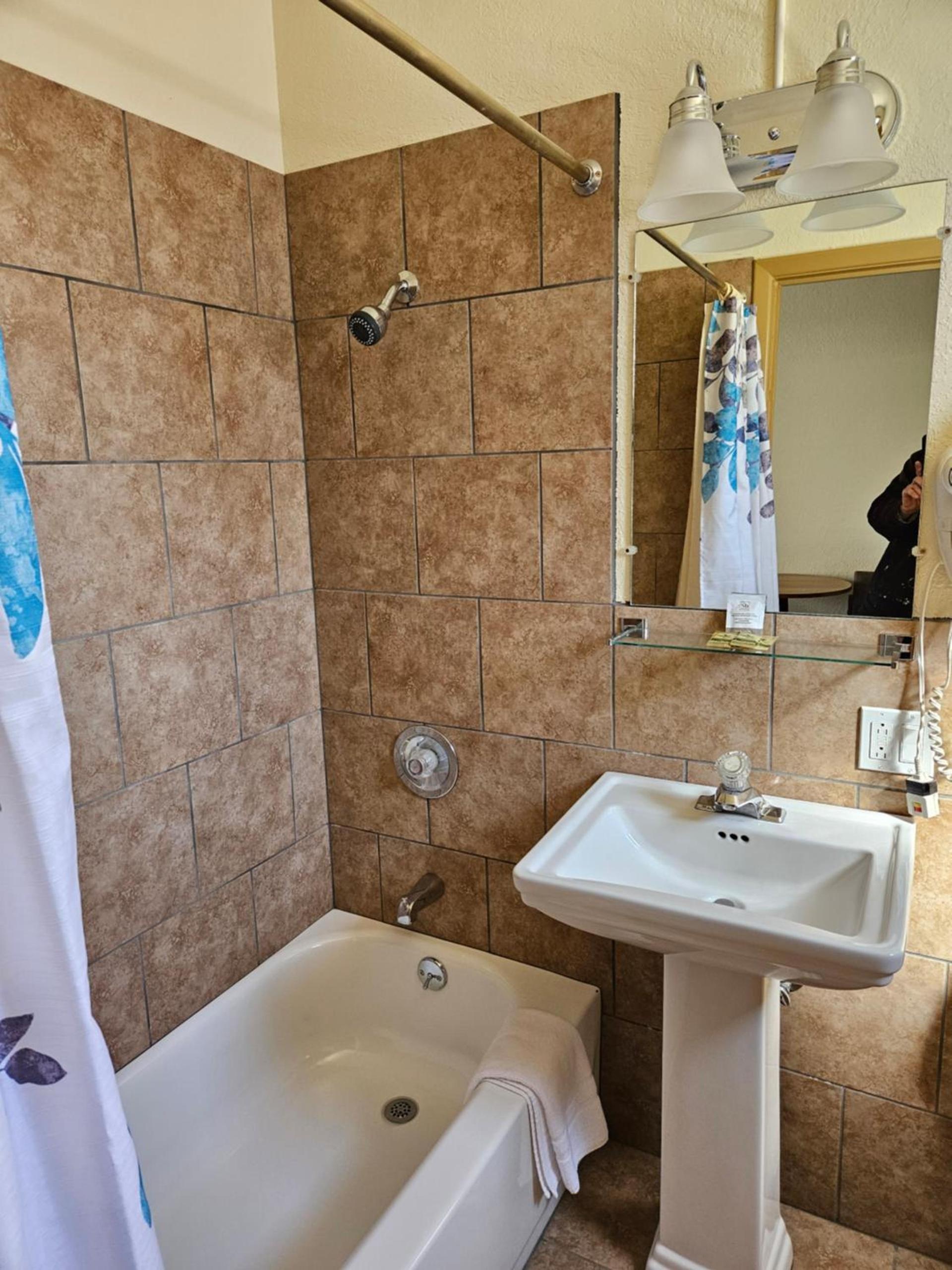 Travel Inn photo 7