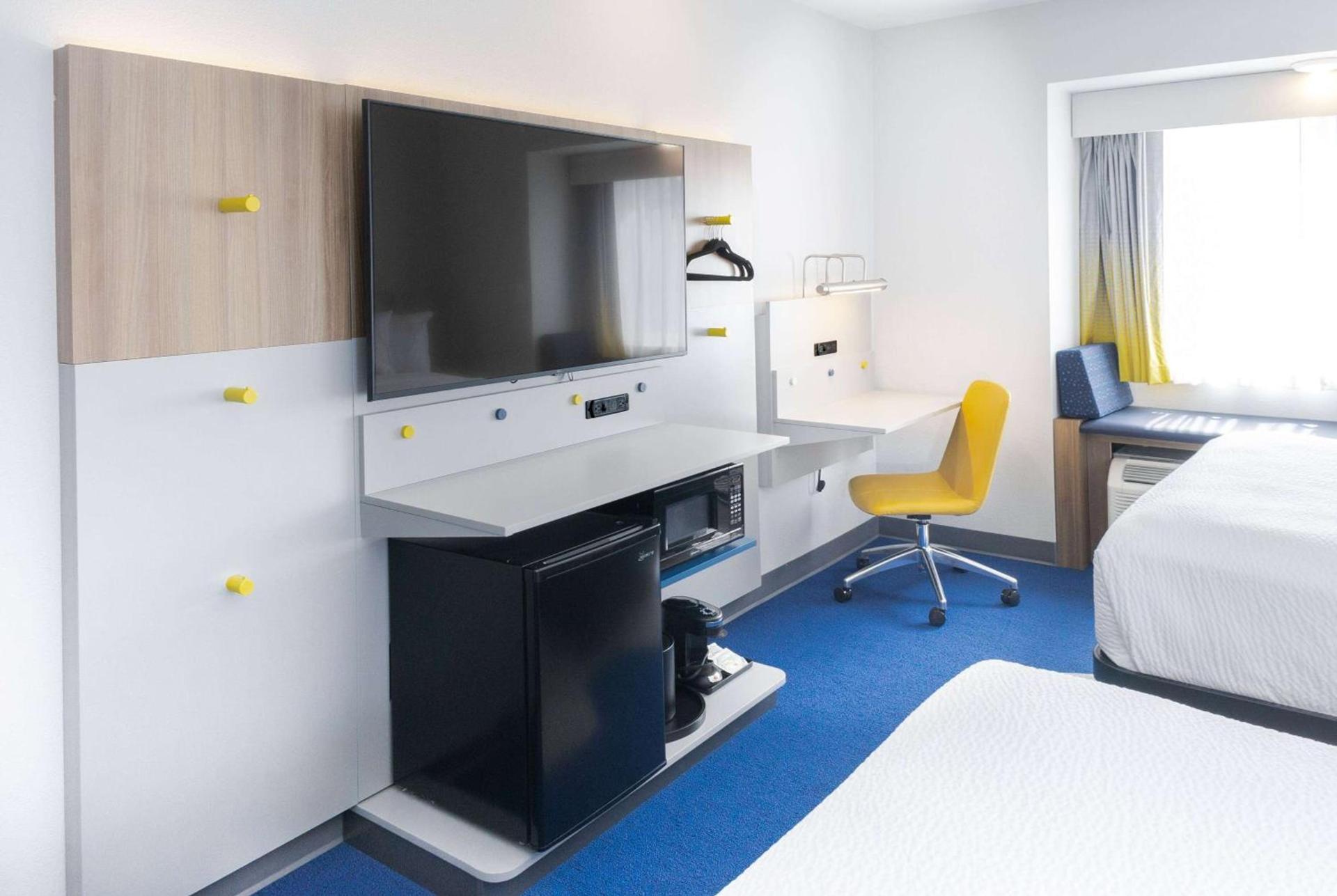 Microtel Inn & Suites Springville photo 6