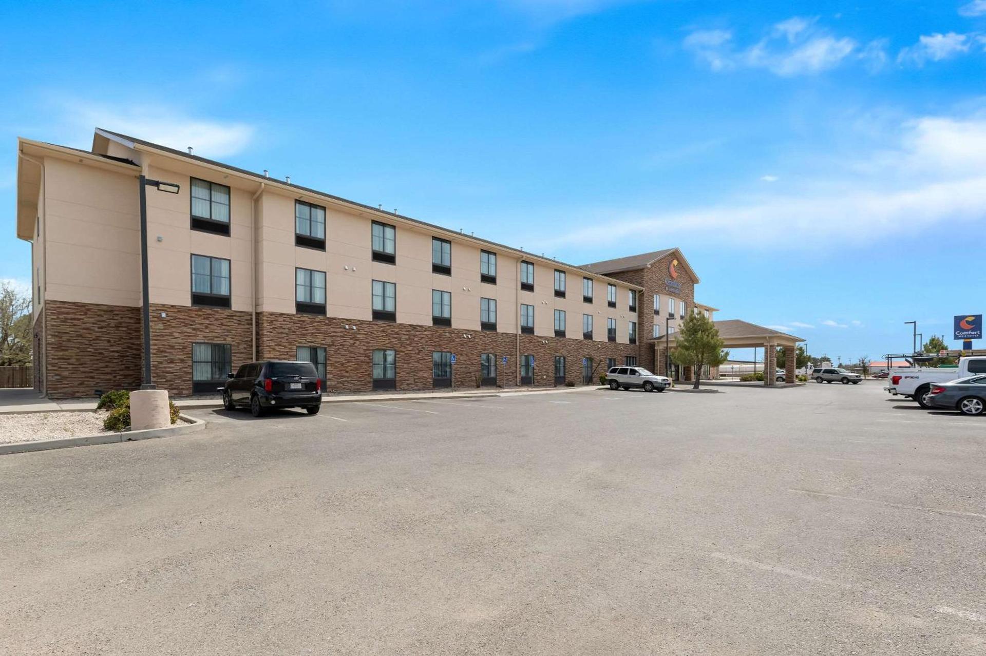 Comfort Inn & Suites Lovington photo 2
