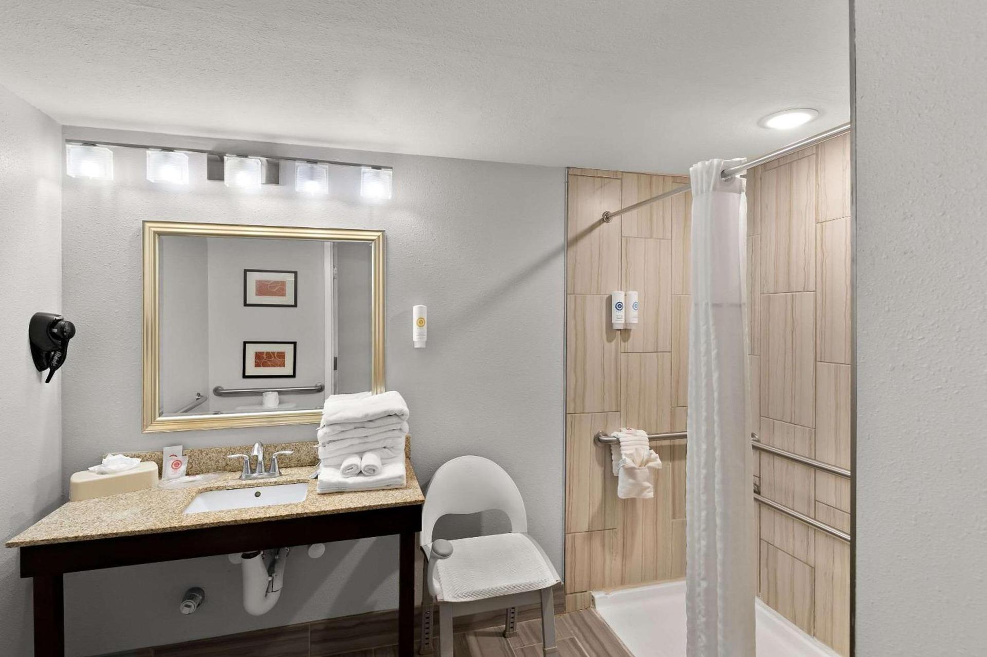 Comfort Inn & Suites Lovington photo 16