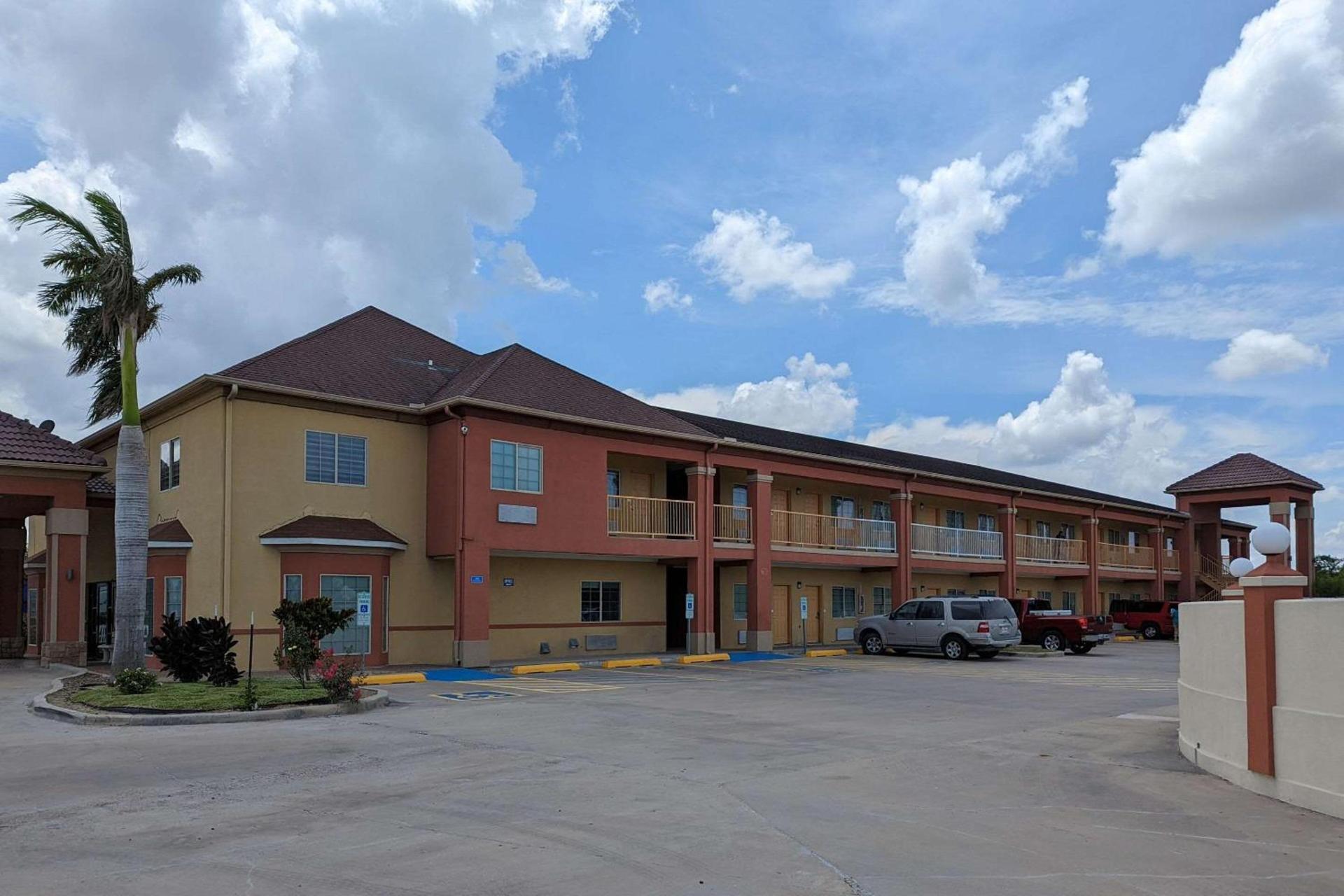 Quality Inn Brownsville photo 7