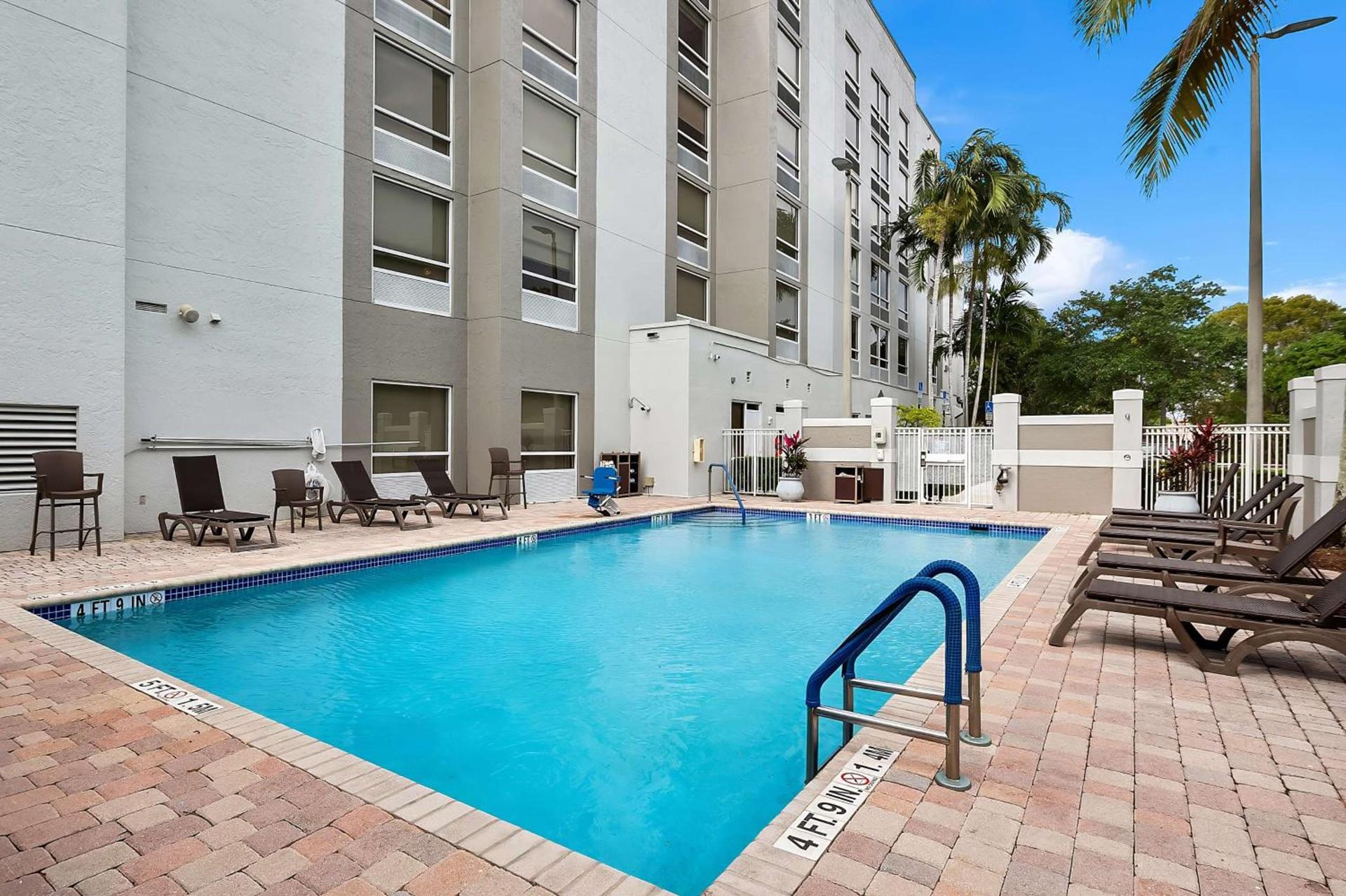 Hampton Inn Weston Fort Lauderdale photo 28