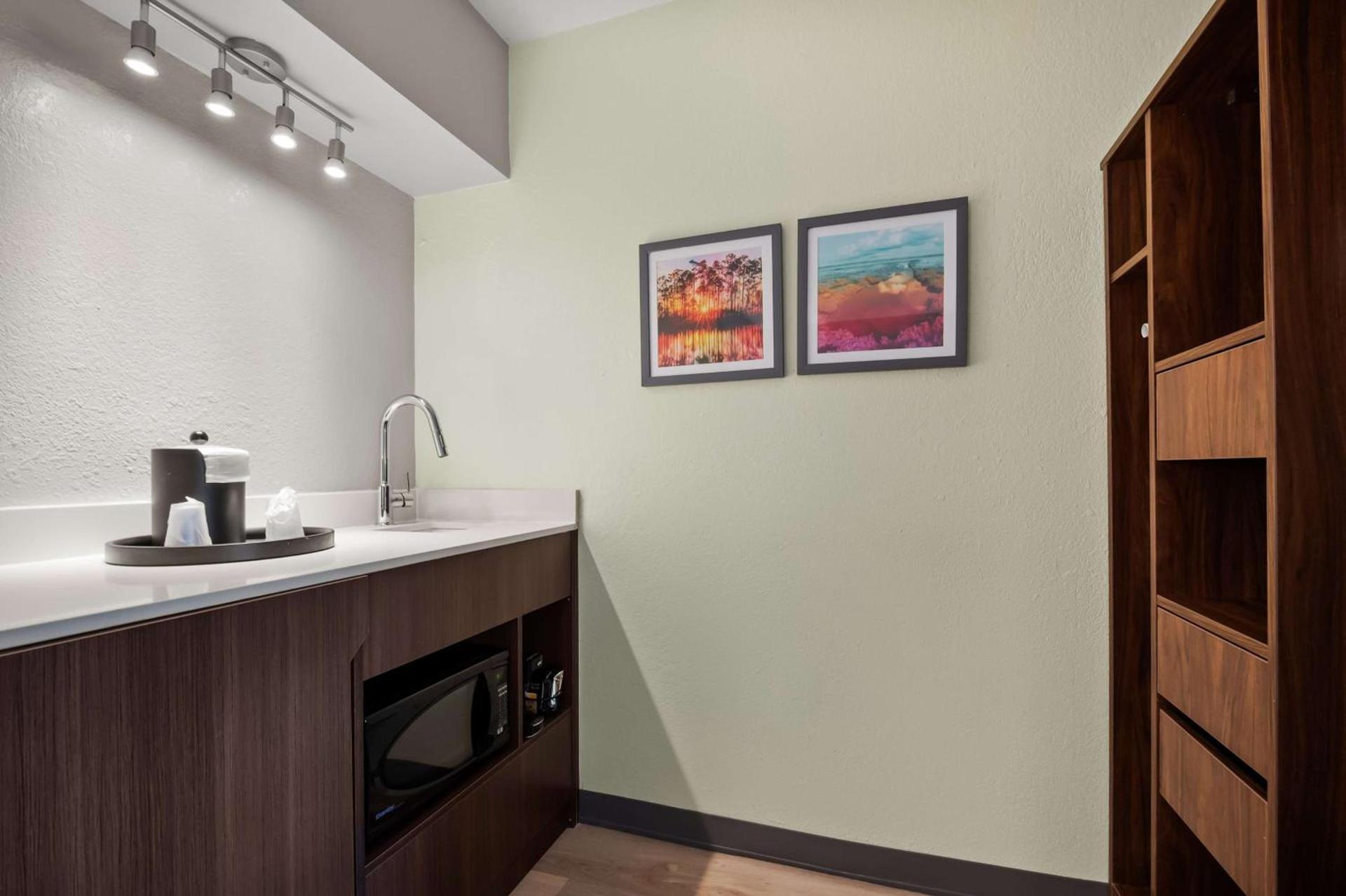 Hampton Inn Weston Fort Lauderdale photo 22