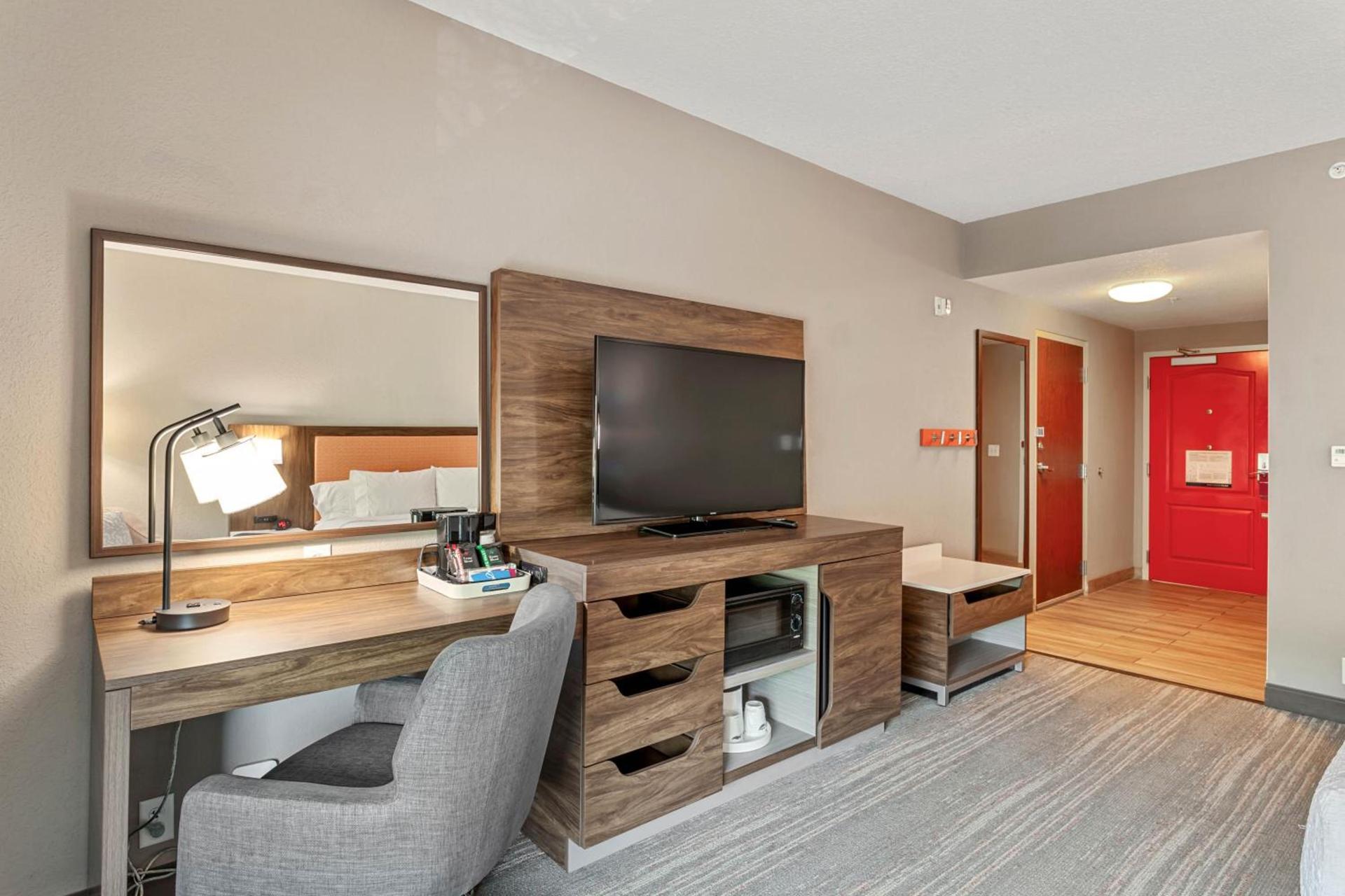 Hampton Inn & Suites Orlando-Apopka photo 15