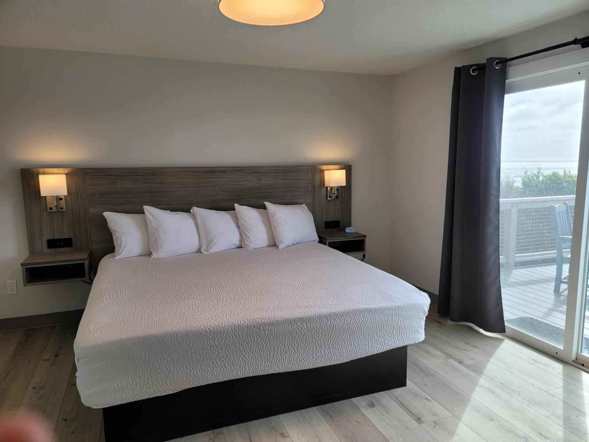 West Beach Suites photo 69