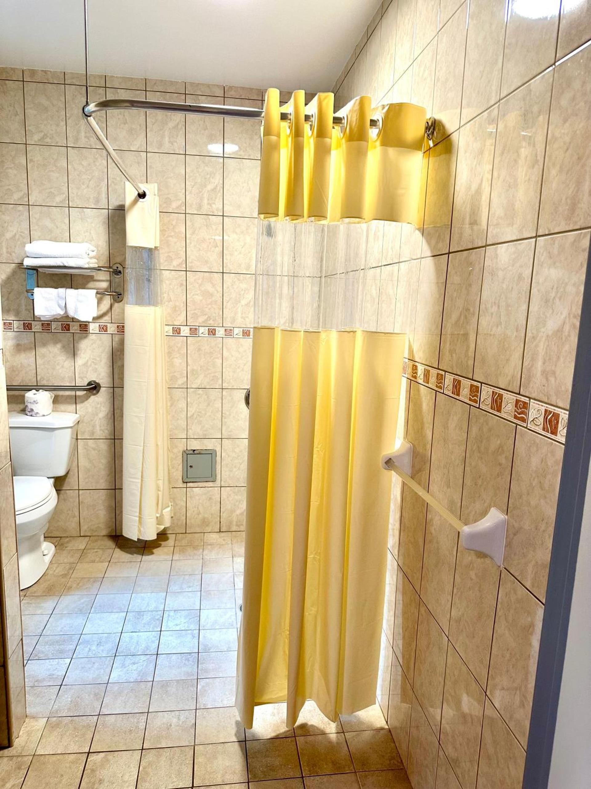 Hotel St. James photo 2