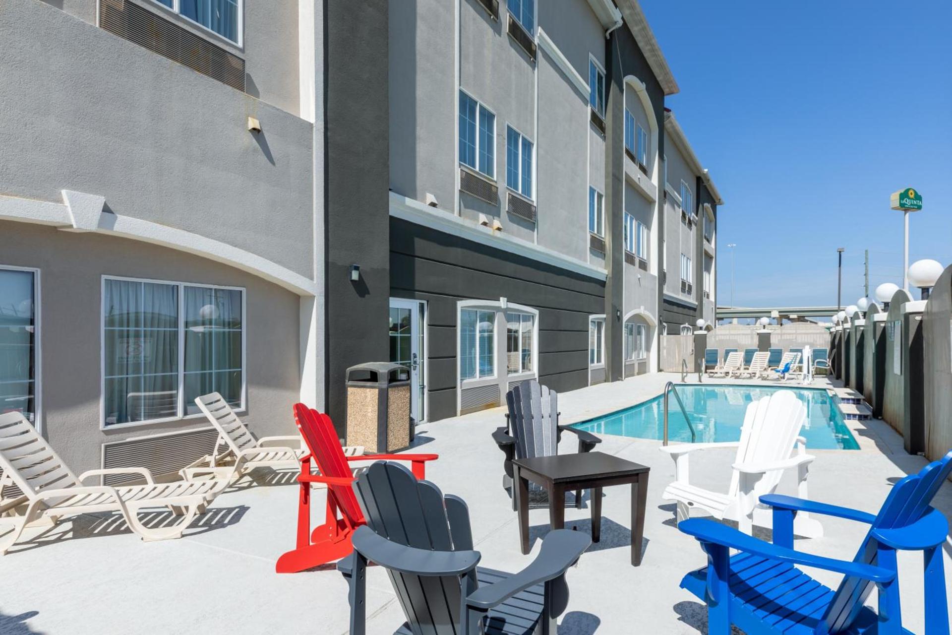 La Quinta by Wyndham Houston New Caney photo 27