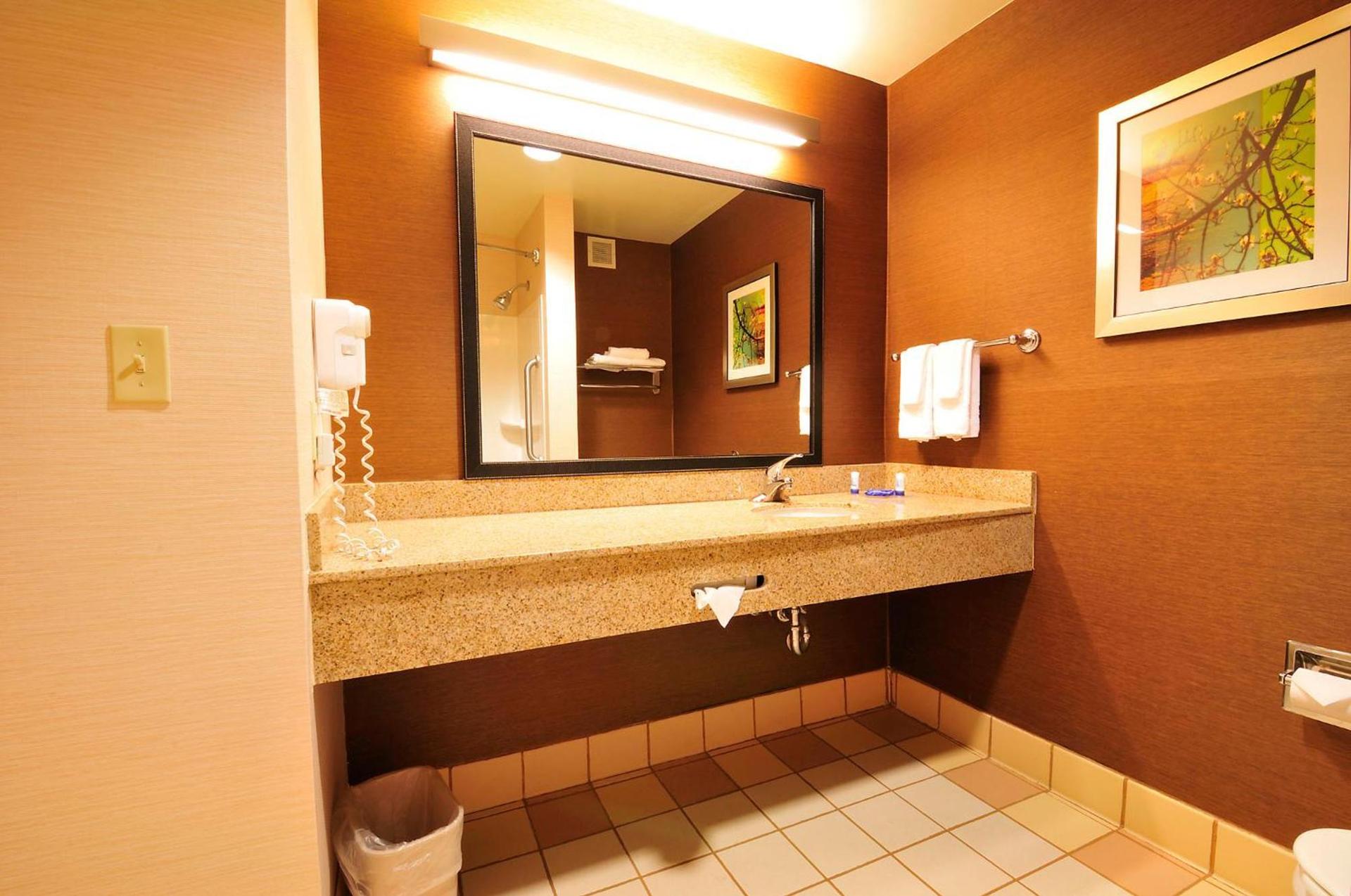 Fairfield Inn & Suites by Marriott Springdale photo 24