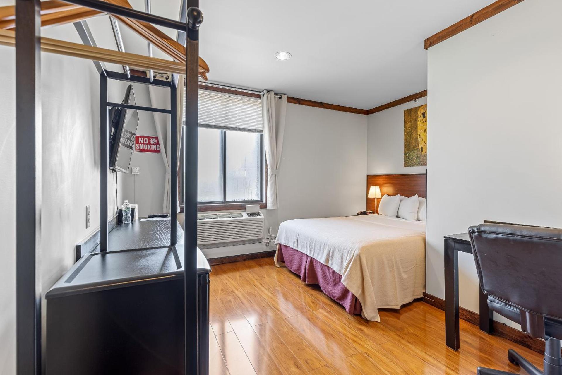 LIC Hotel photo 53