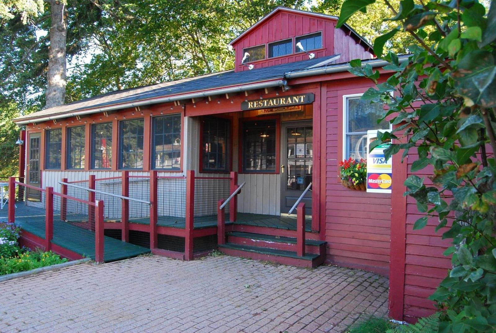 Cedar Crest Inn photo 8