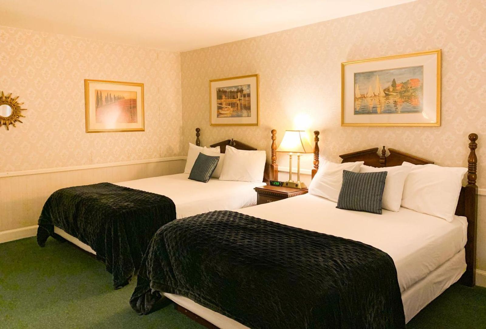 Cedar Crest Inn photo 10