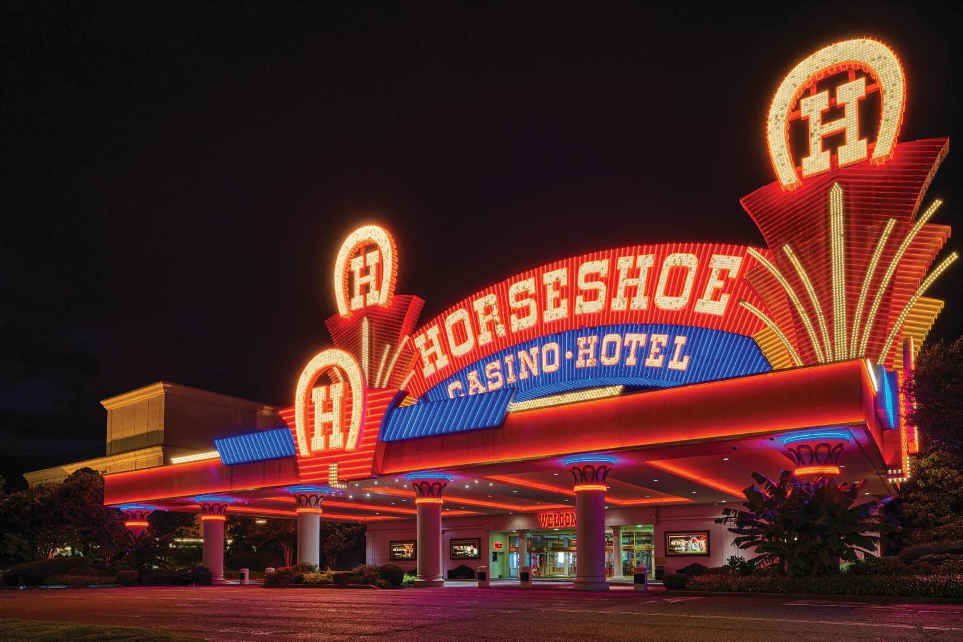 Horseshoe Tunica, A Caesars Destination — hotel in Tunica Resorts