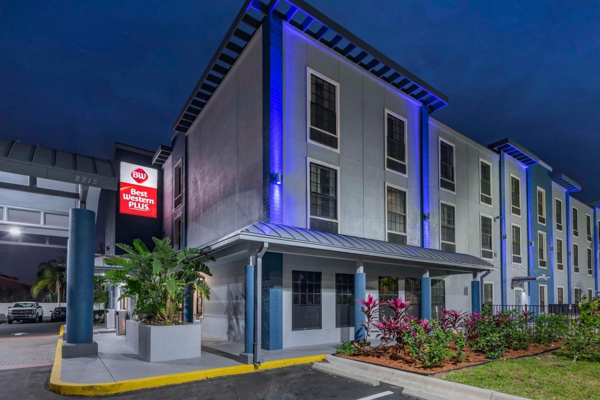 Best Western Plus Bradenton Gateway Hotel photo 9