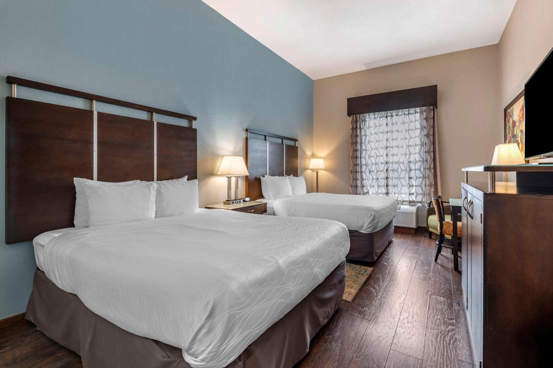 Best Western Plus Bradenton Gateway Hotel photo 16