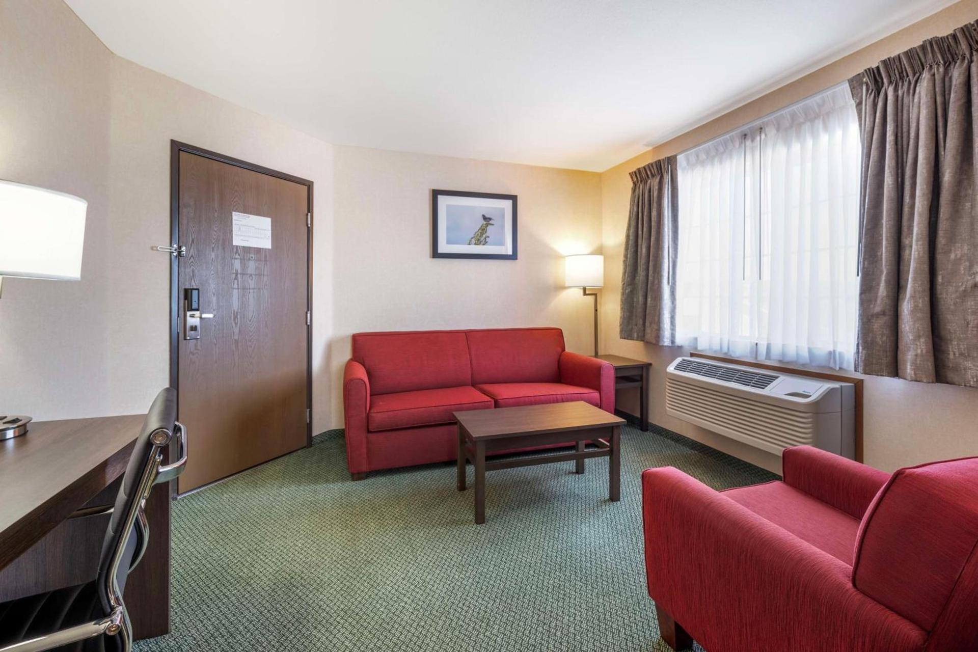 SureStay Plus by Best Western Enterprise photo 29