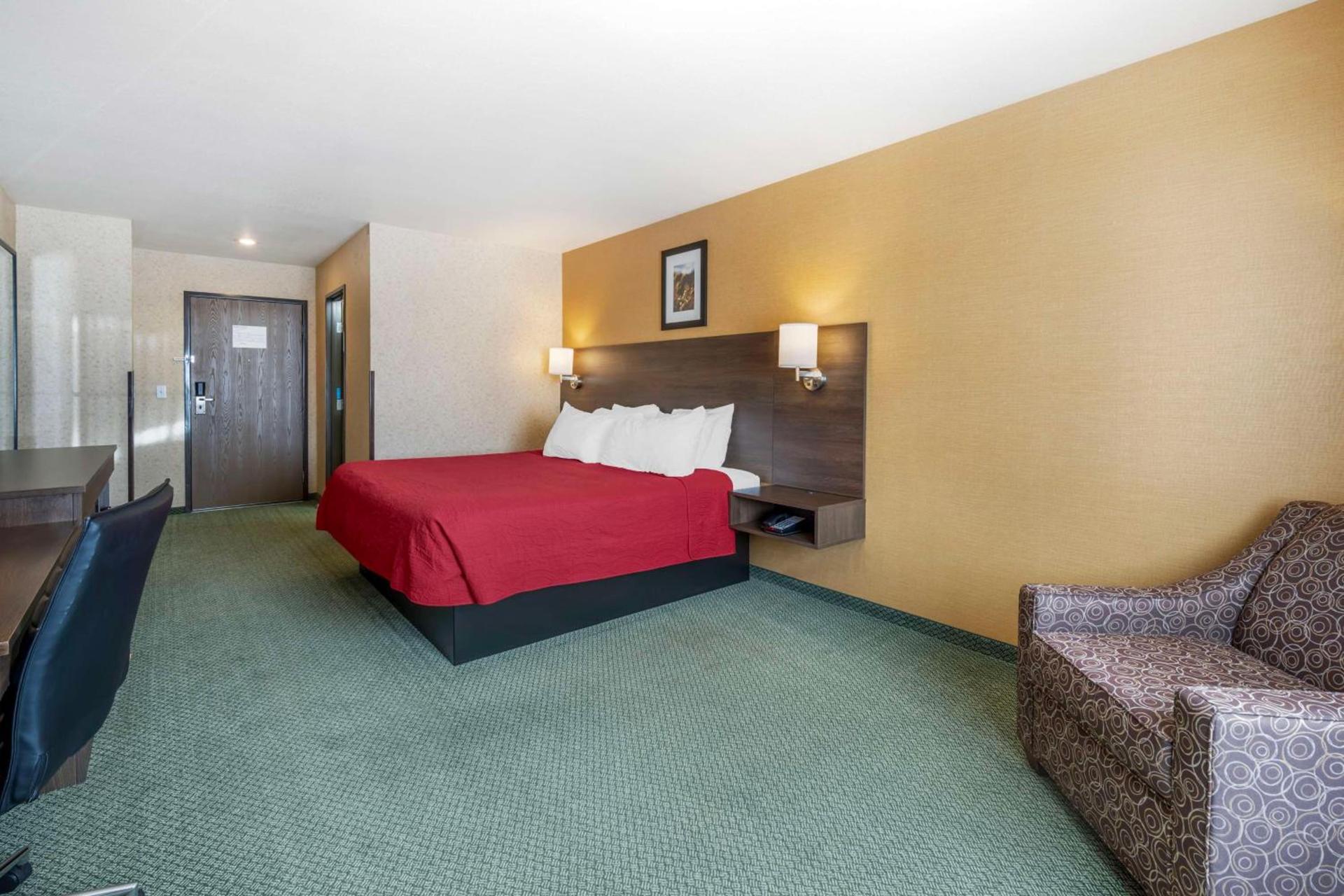 SureStay Plus by Best Western Enterprise photo 32