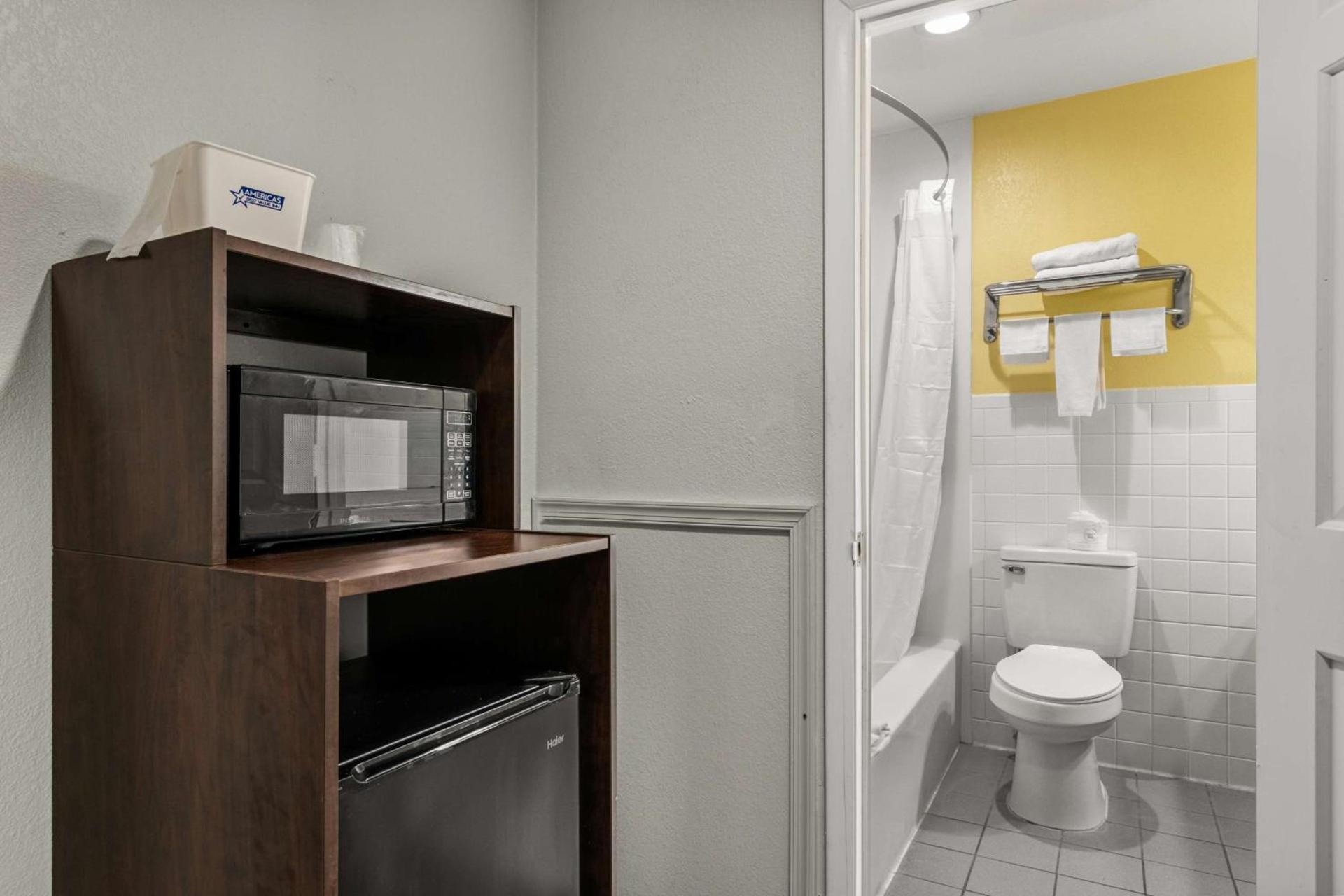 Americas Best Value Inn Carlisle photo 22
